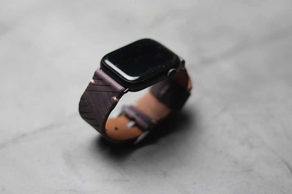 "E1" ENGRAVED STRAPS - BOUSENBERRY