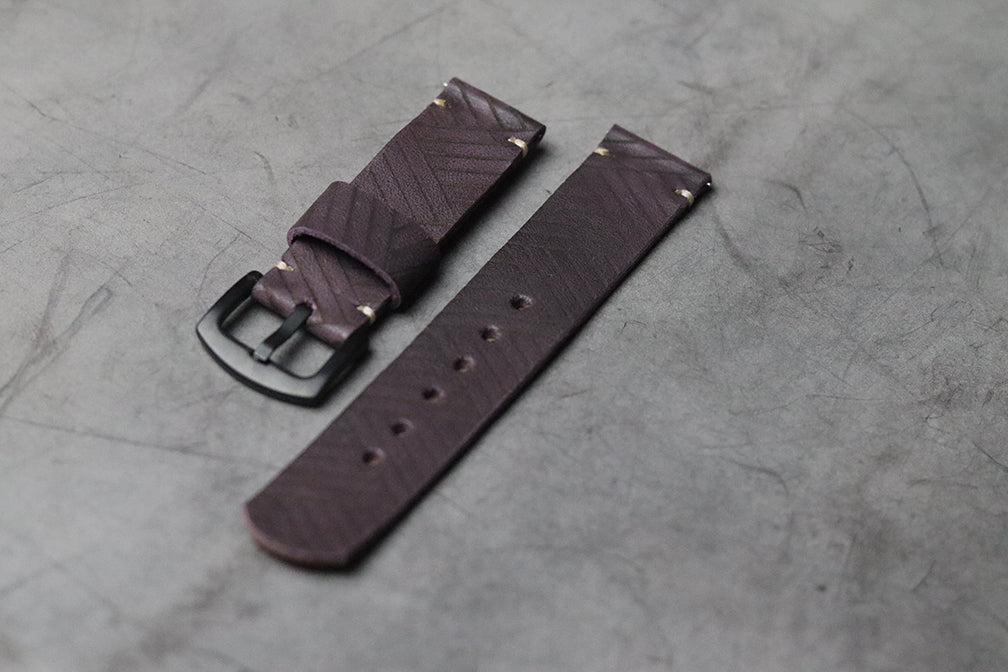 "E1" ENGRAVED STRAPS - BOUSENBERRY