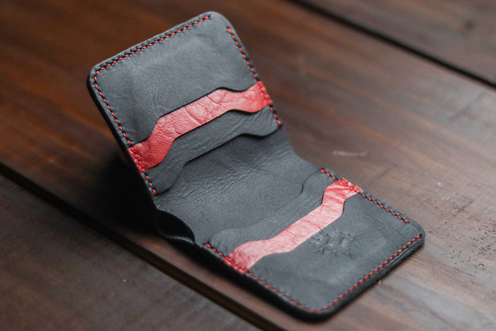 "TRIDENT" BALCK & RED.