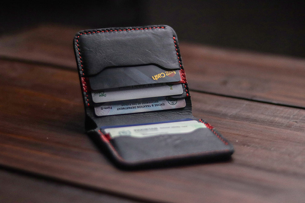 "TRIDENT" BALCK & RED.