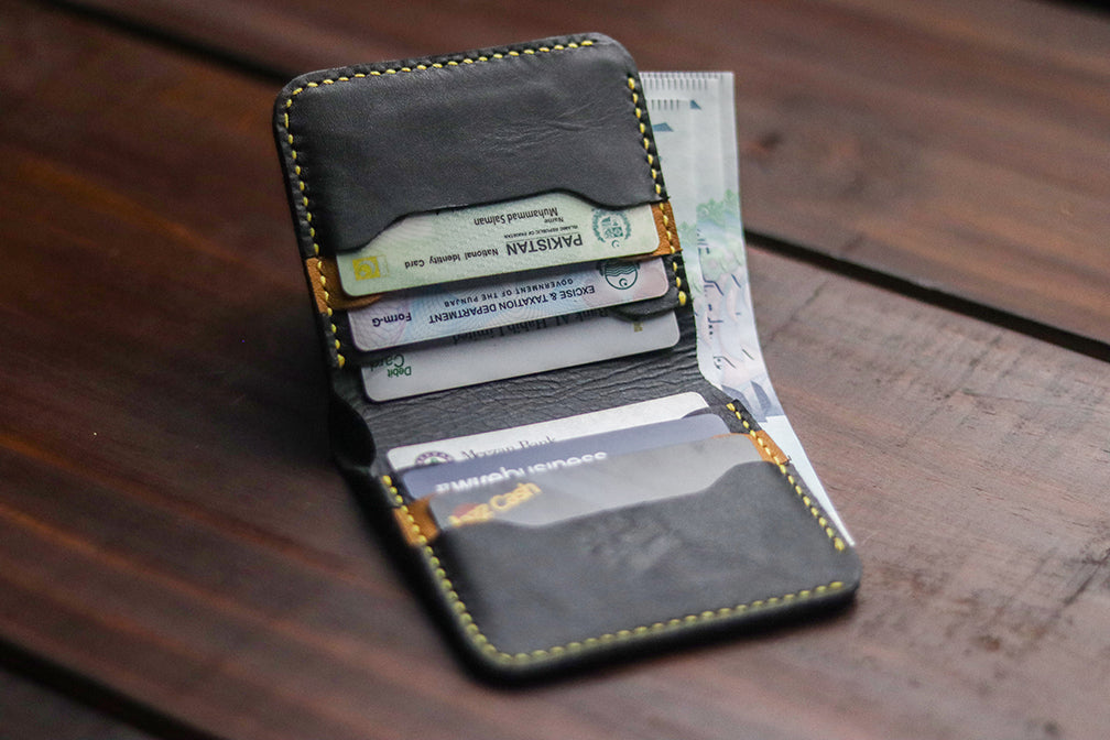 "TRIDENT" BLACK & MUSTARD