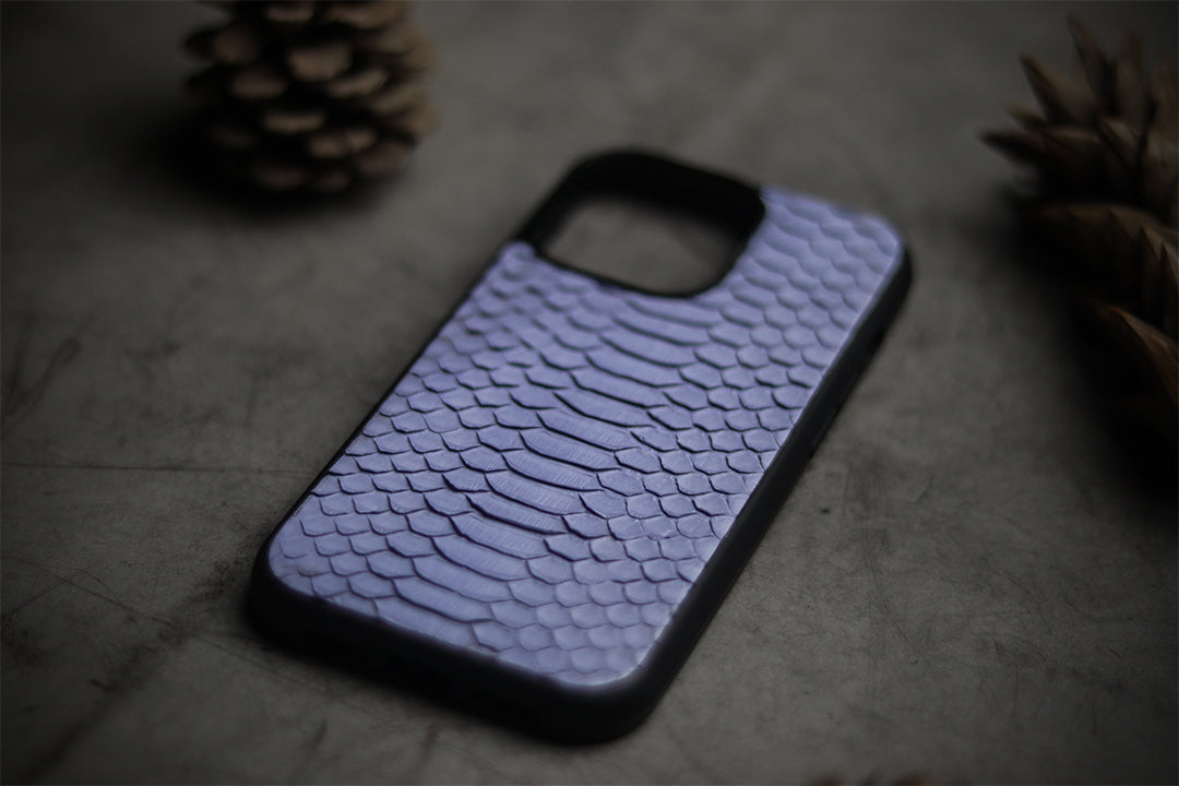 LAVENDER PURPLE SNAKE SKIN PHONE CASE