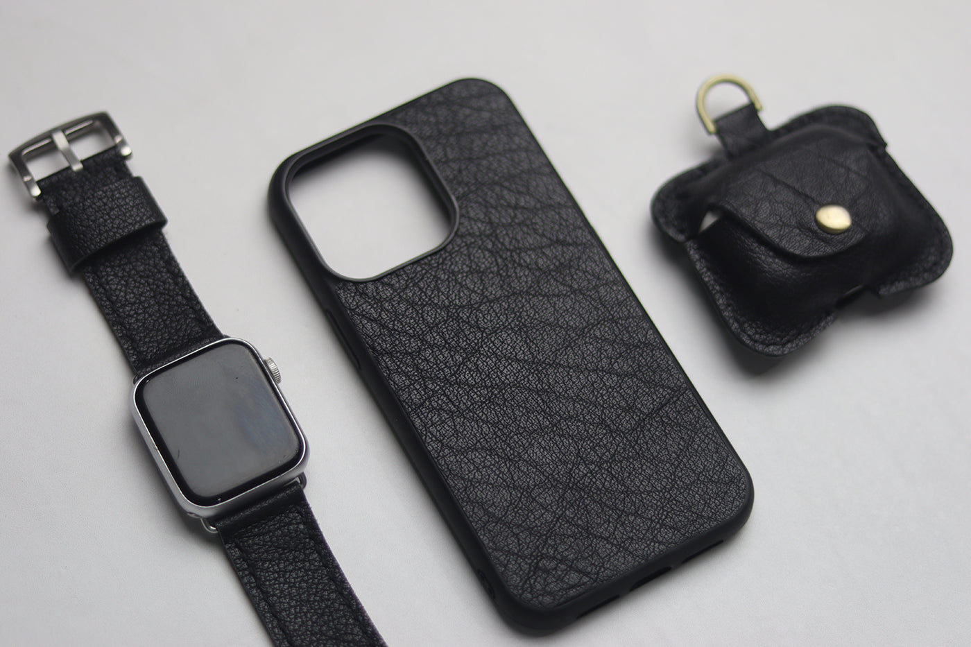 ITALIAN CHEVRE BLACK SIMPLE PHONE CASE