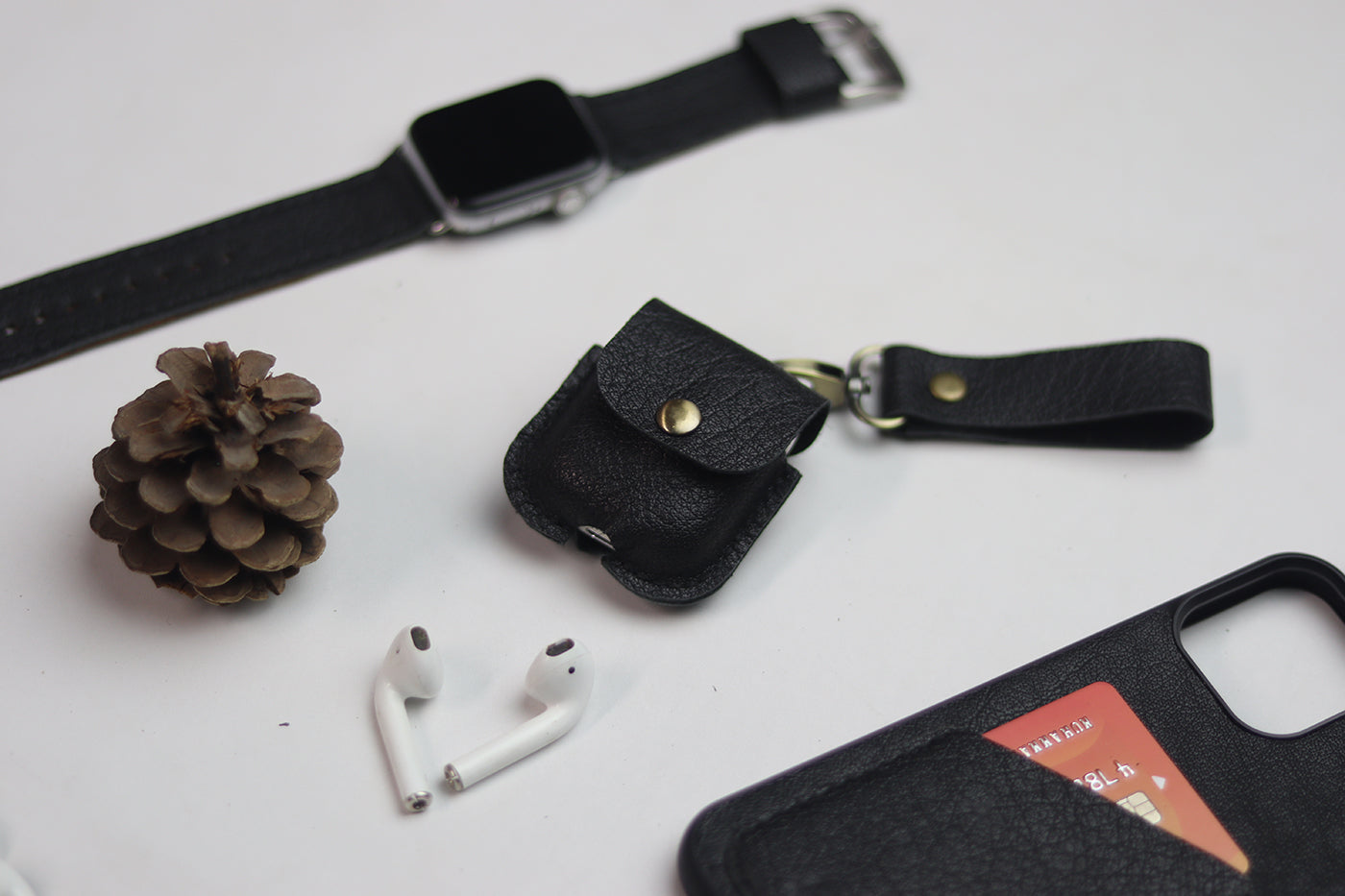 ITALIAN CHEVRE BLACK AIRPODS CASE
