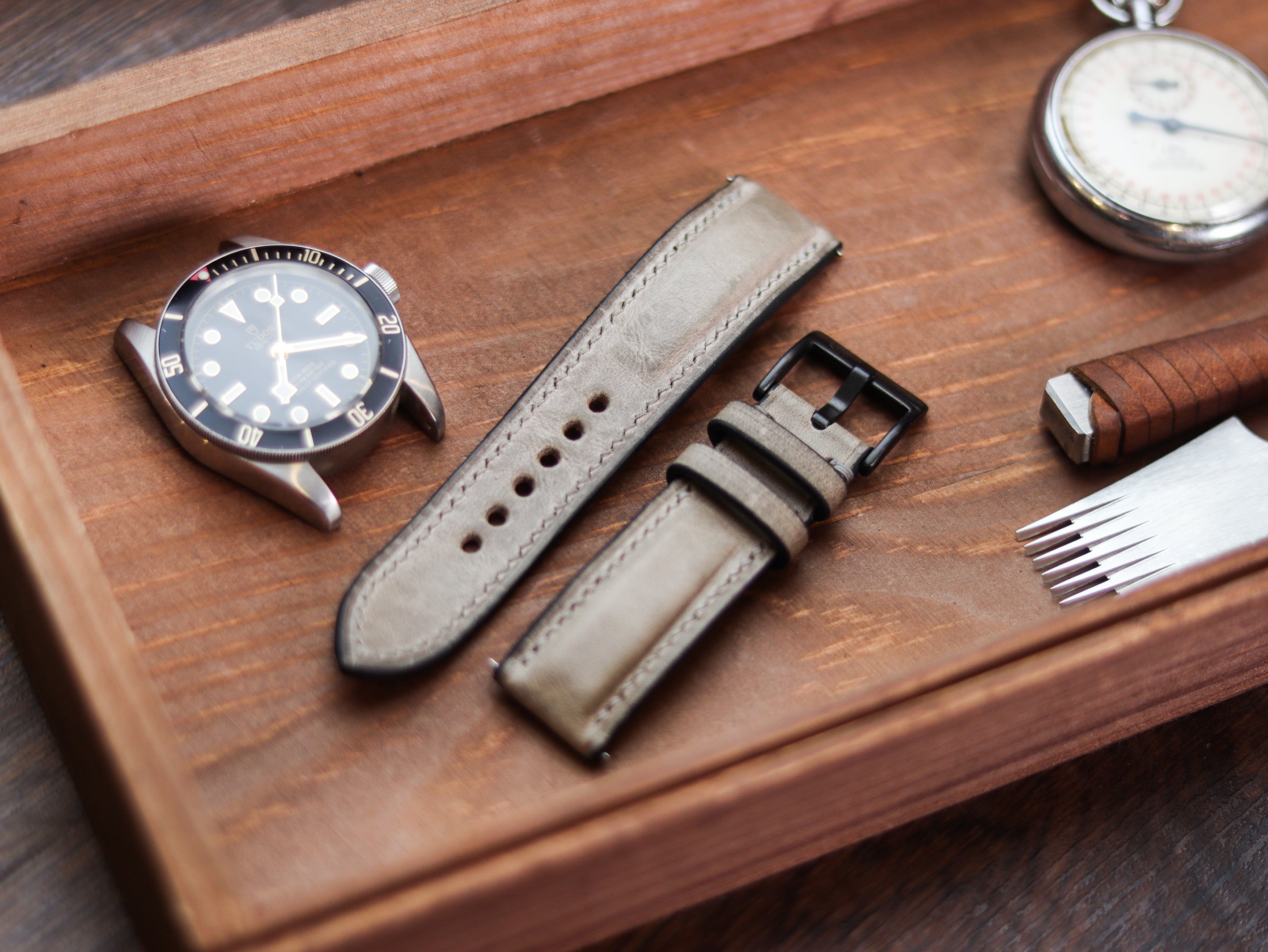 PLATINUM GRAY CALF LEATHER WATCH STRAPS - PADDED