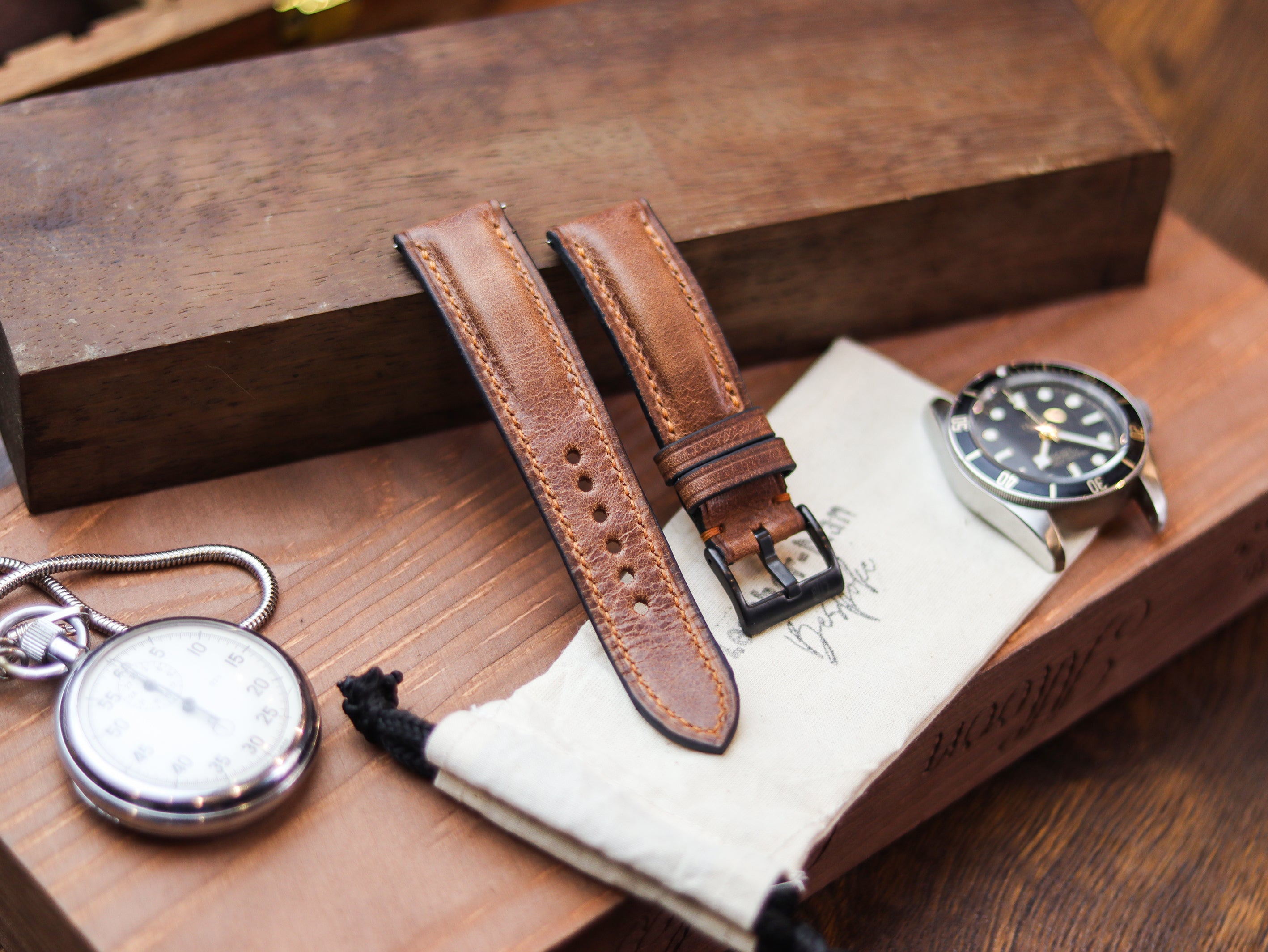 RUSTY BROWN CALF LEATHER WATCH STRAPS - PADDED