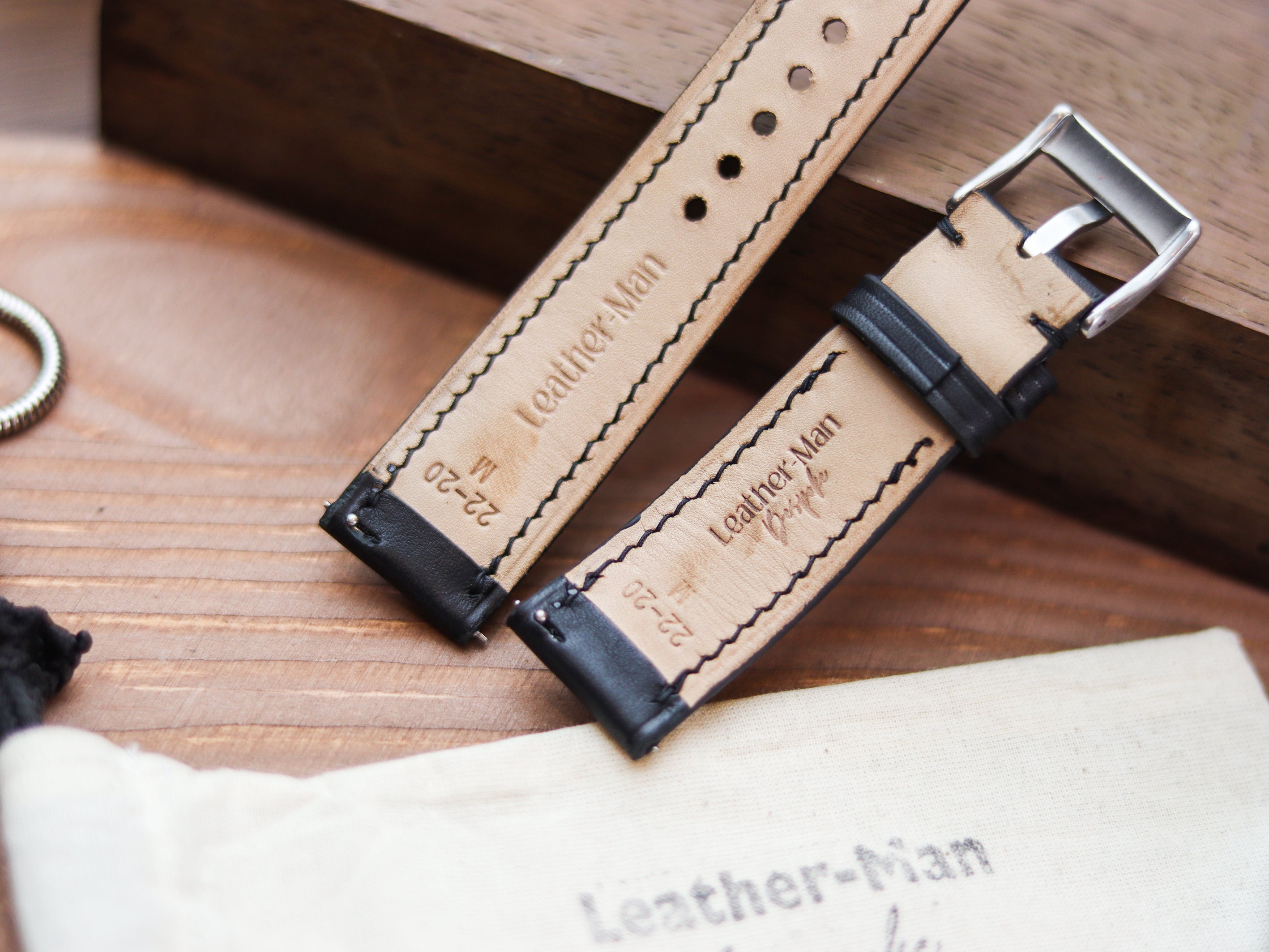 PHANTOM BLACK CALF LEATHER WATCH STRAPS - PADDED