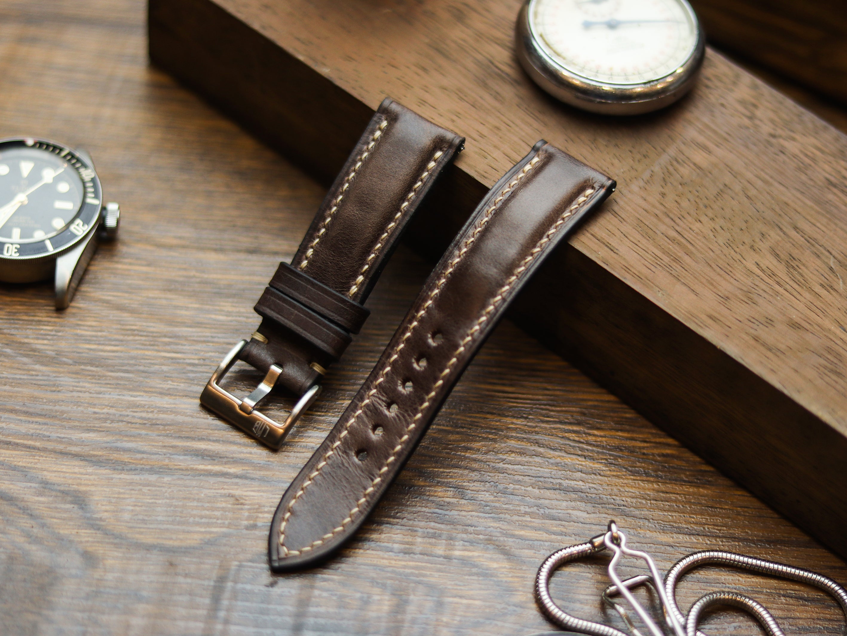 WALNUT BROWN CALF LEATHER WATCH STRAPS - PADDED