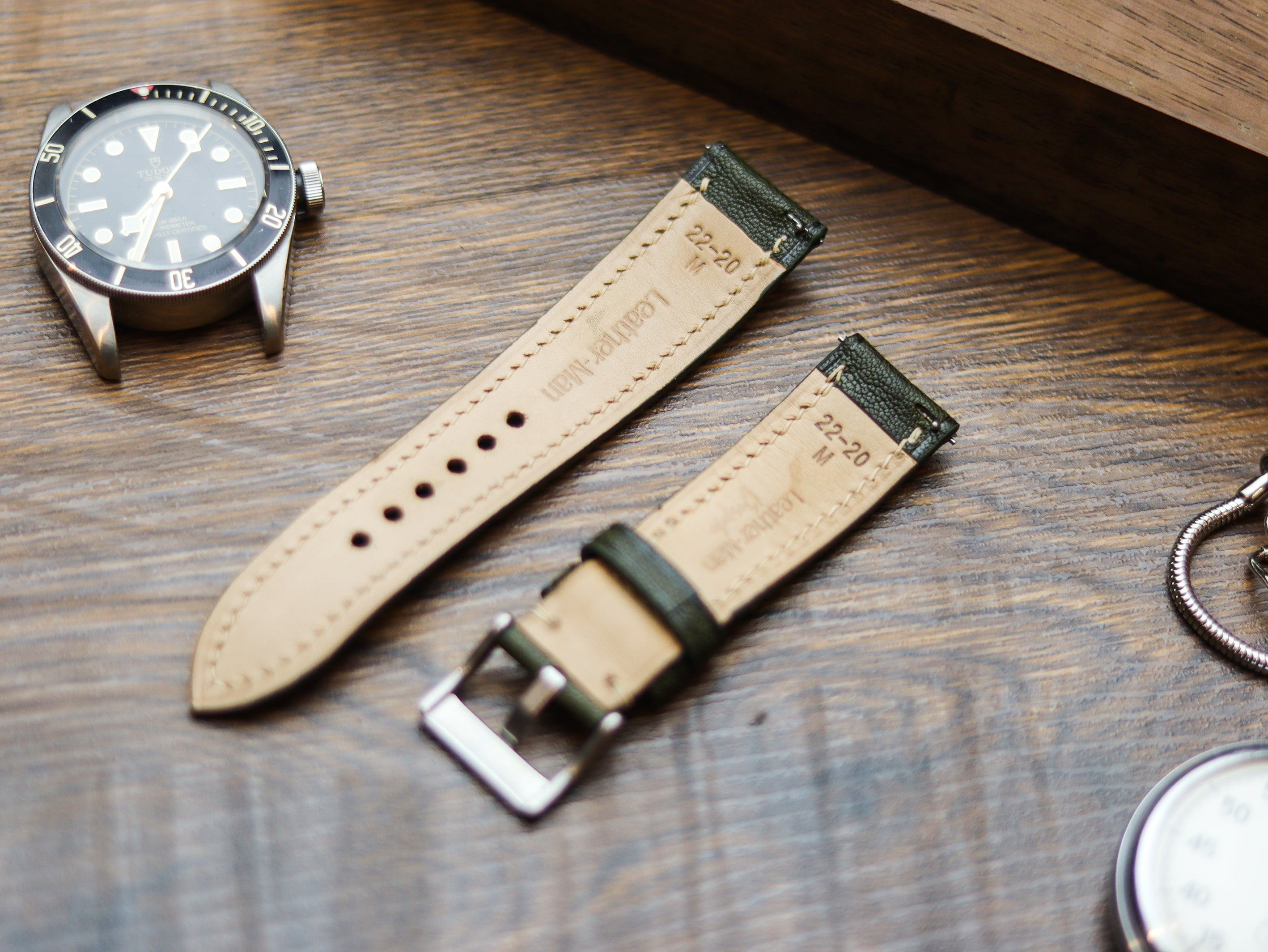 JUNIPER GREEN CALF LEATHER WATCH STRAPS - PADDED