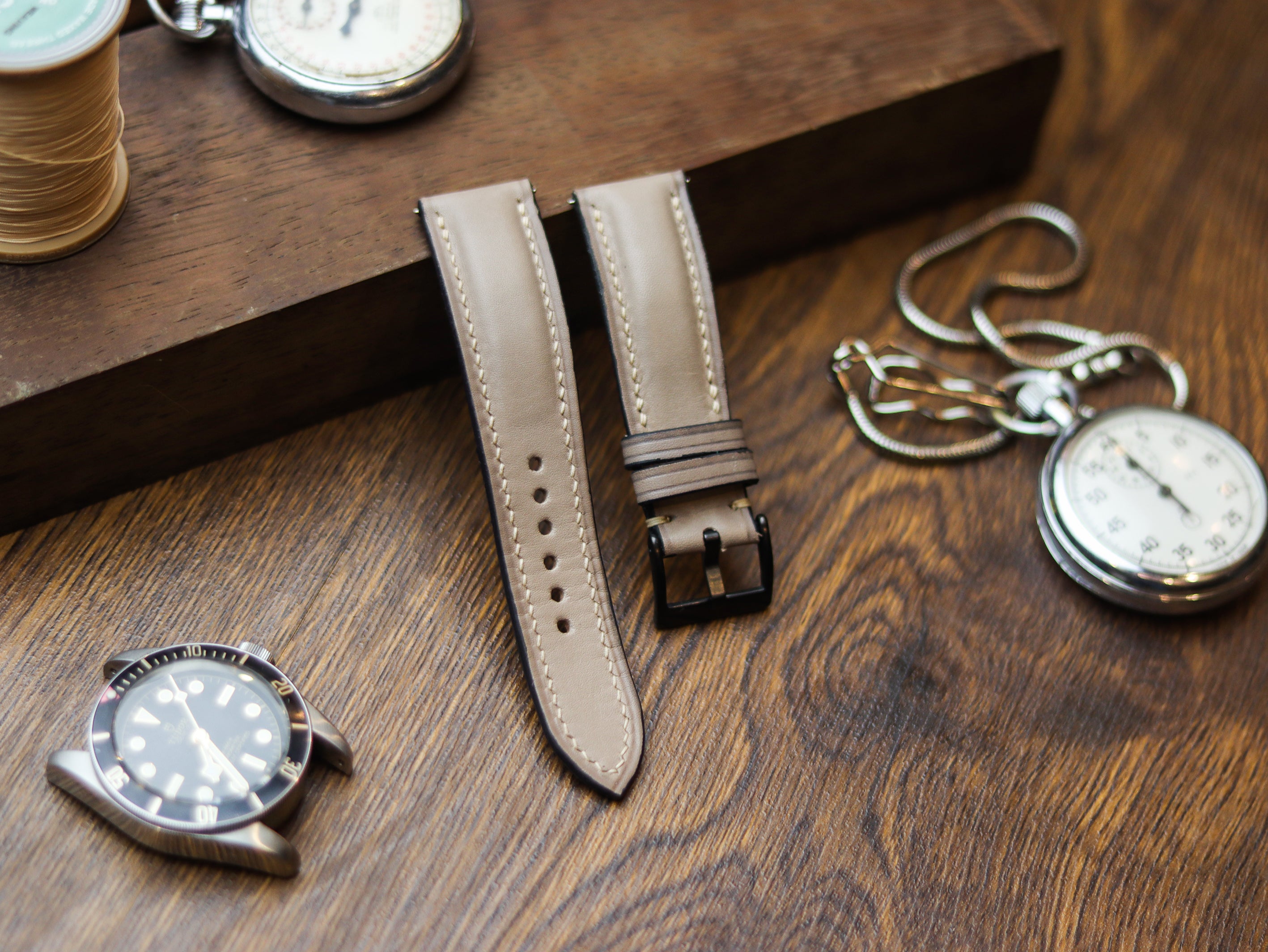 BONE GRAY CALF LEATHER WATCH STRAPS - PADDED