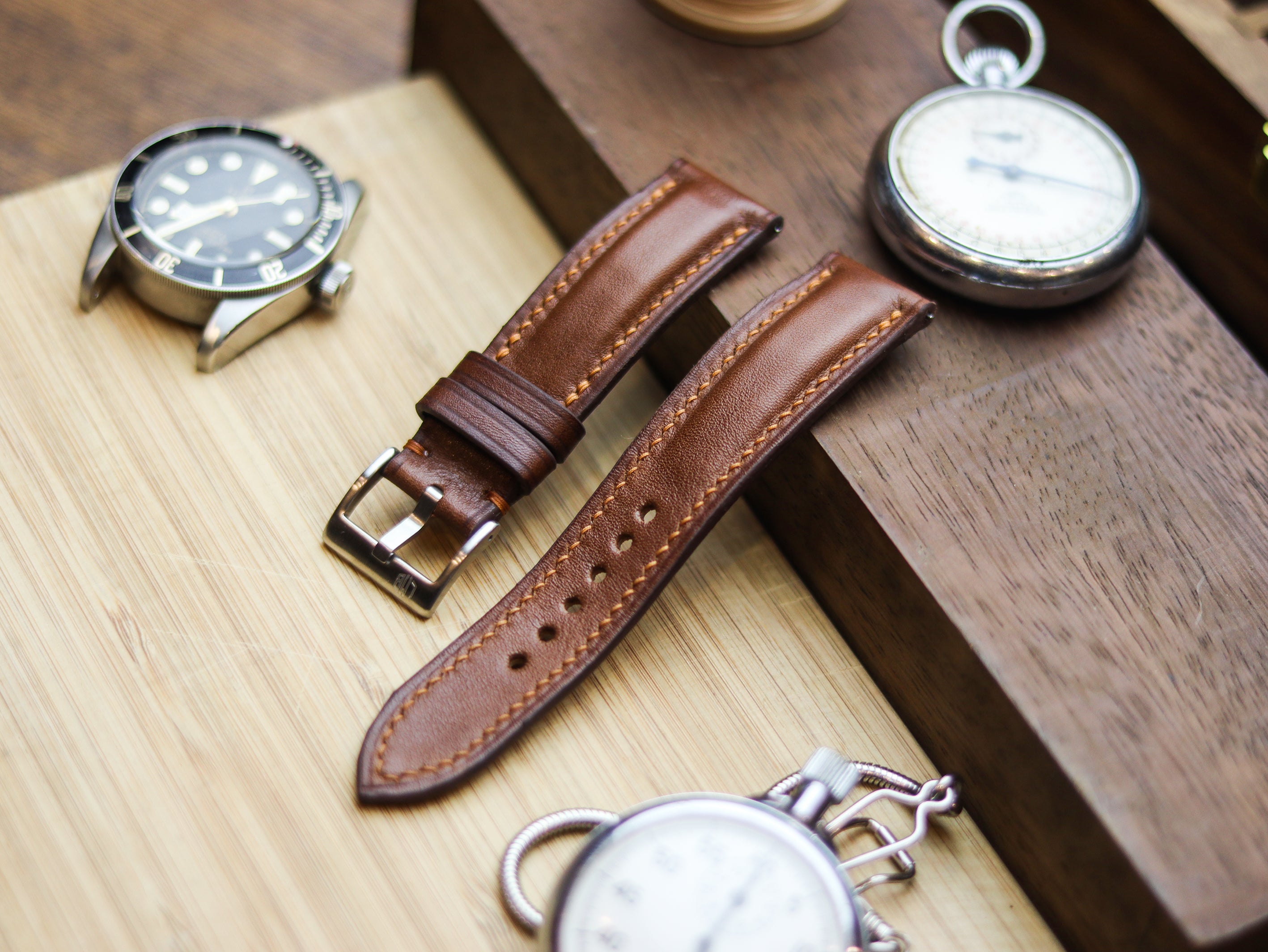 CINNAMON BROWN CALF LEATHER WATCH STRAPS - PADDED