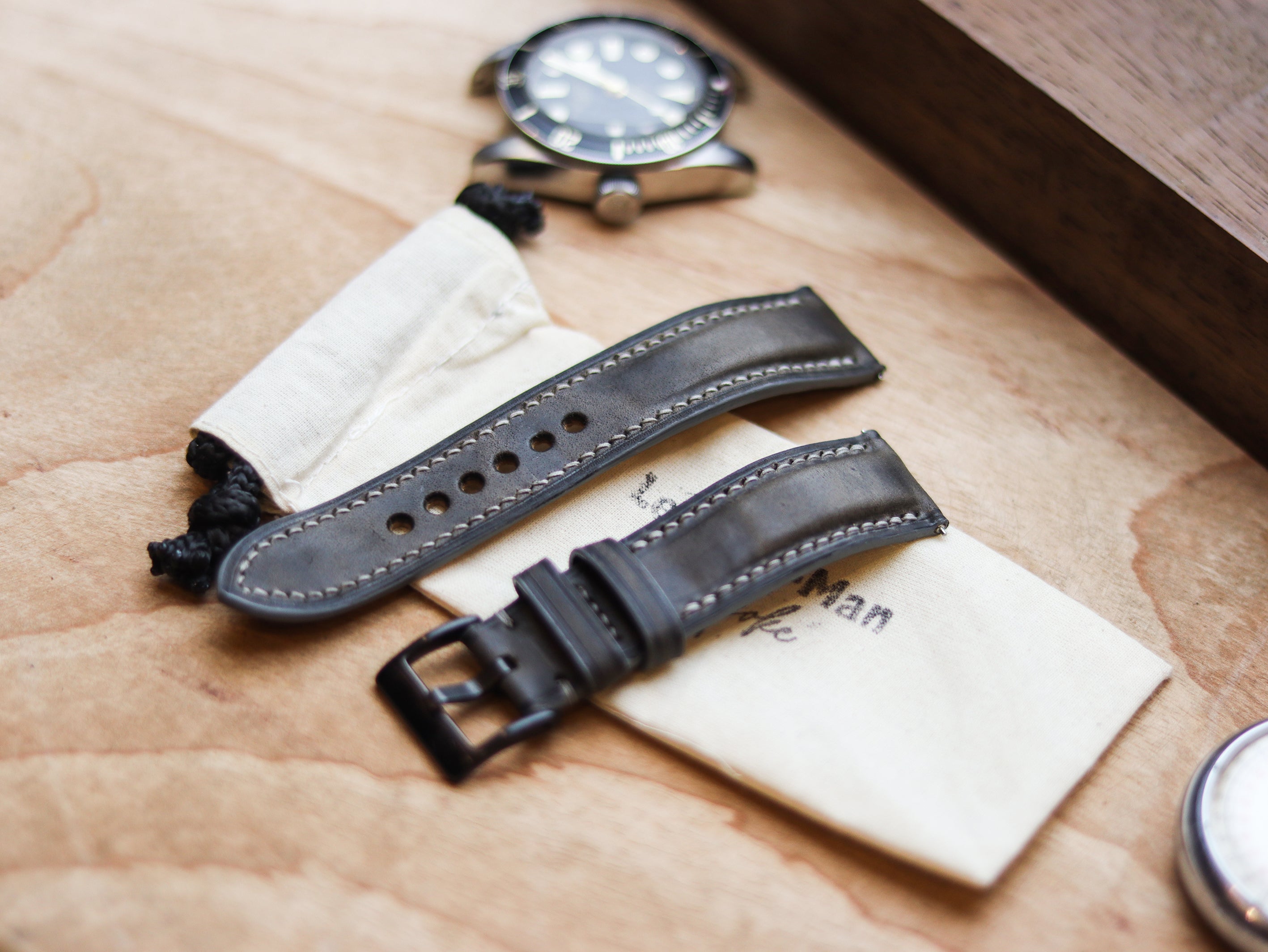 MIDNIGHT GRAY CALF LEATHER WATCH STRAPS - PADDED