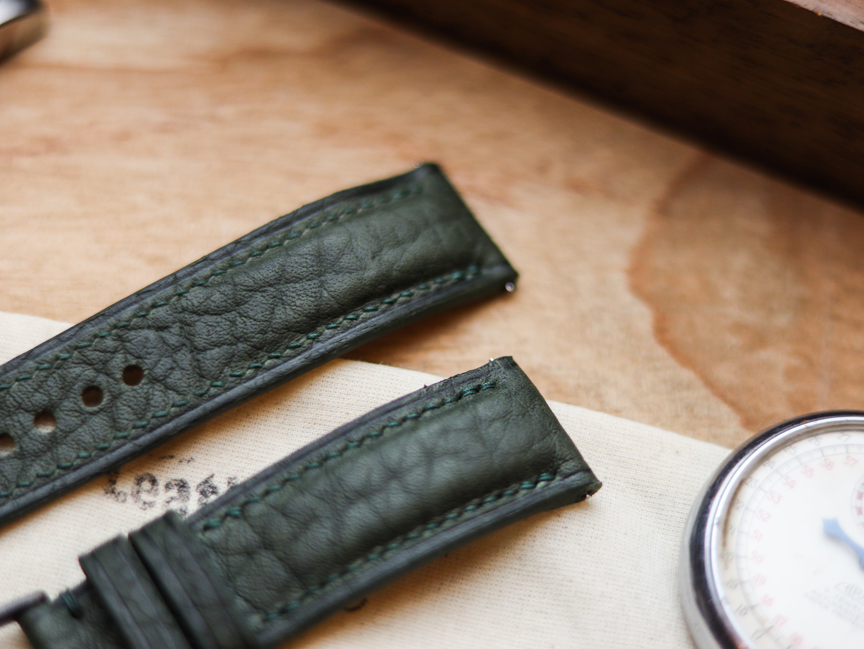 PINE GREEN CALF LEATHER WATCH STRAPS - PADDED