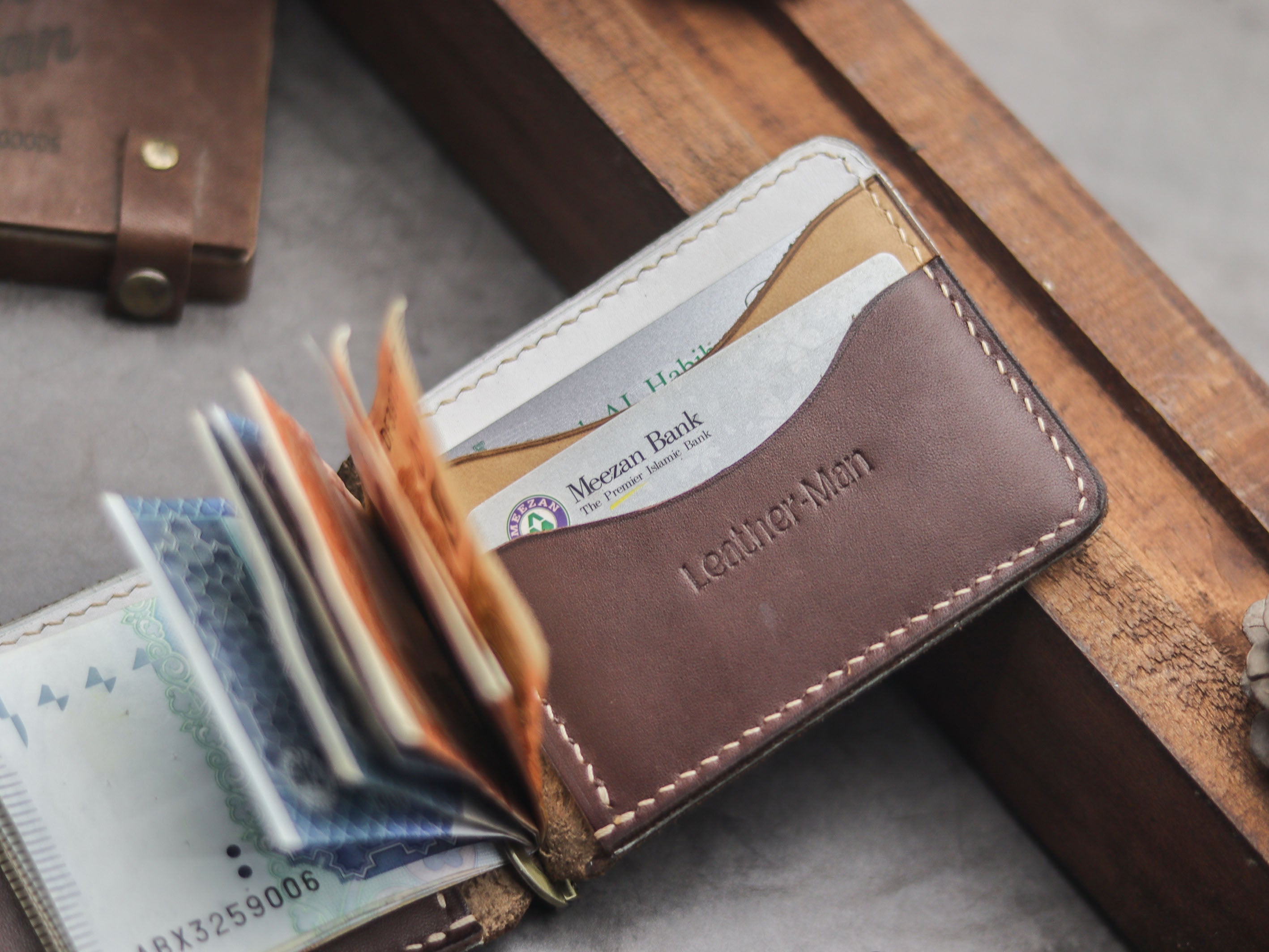 HASPER - CLIPPER WALLET CHESTNUT, NATURAL AND WHITE LEATHER