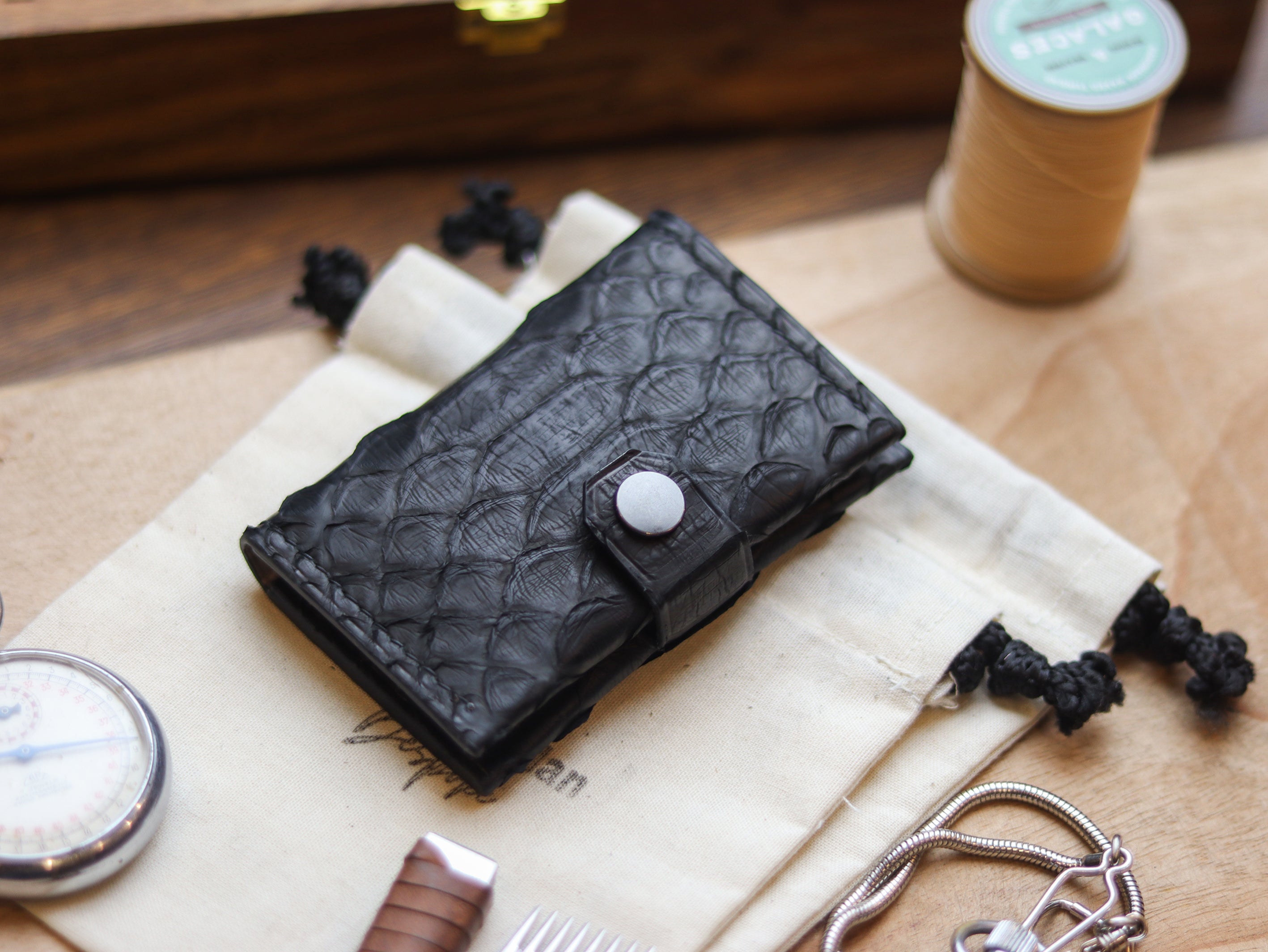 FRANKENSTINE - RAVEN BLACK PYTHON SKIN