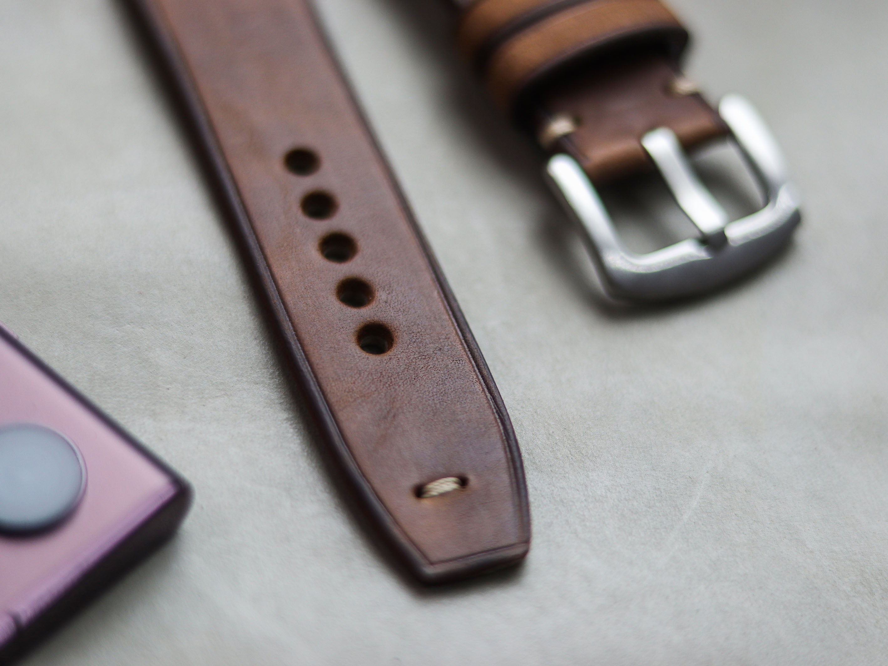 RUSTY BROWN HAND-CRAFTED WATCH STRAPS - MINIMAL STITCHED