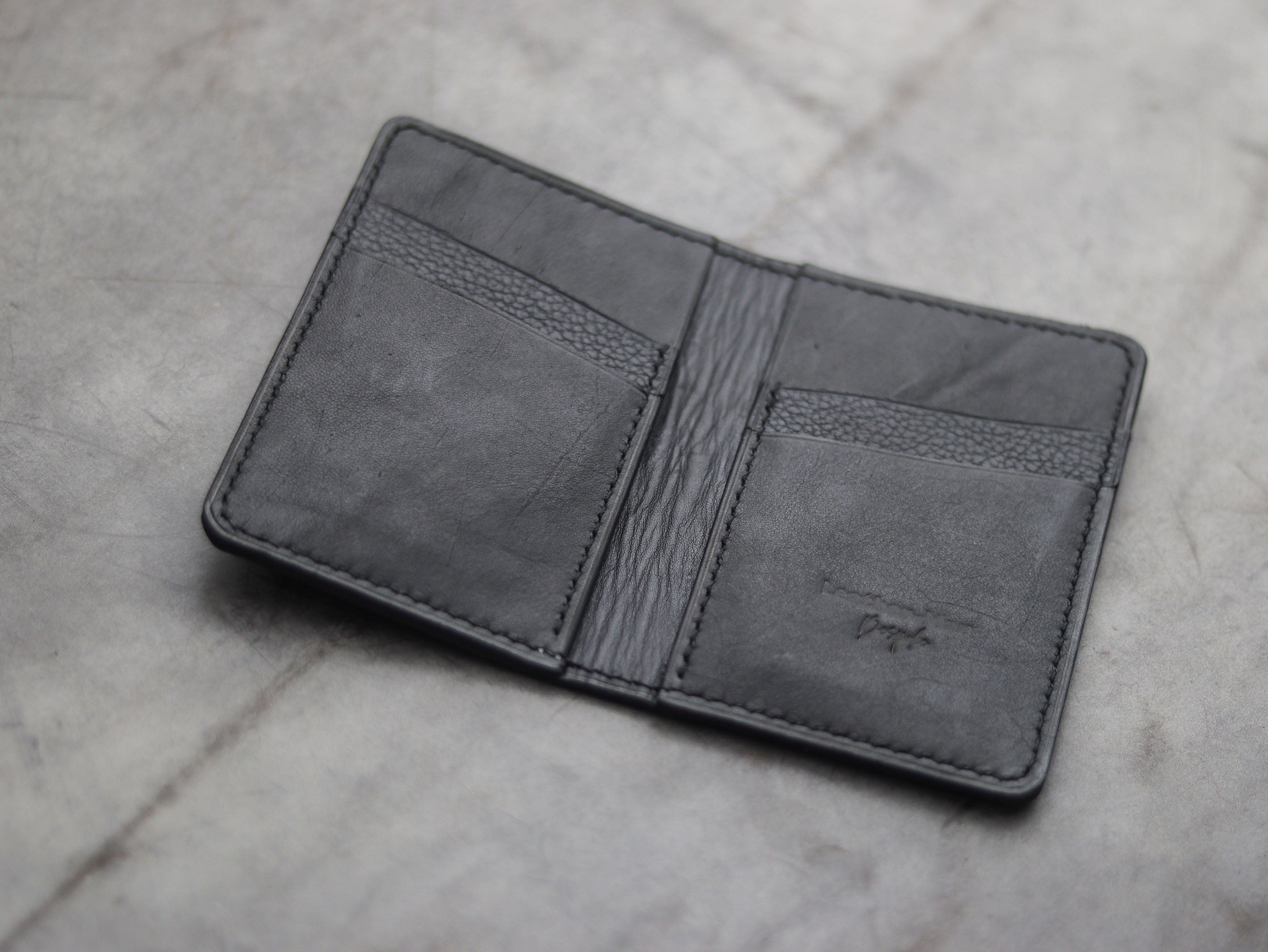 ARTEMUS - BIFOLD WALLET RAVEN BLACK PYTHON SKIN