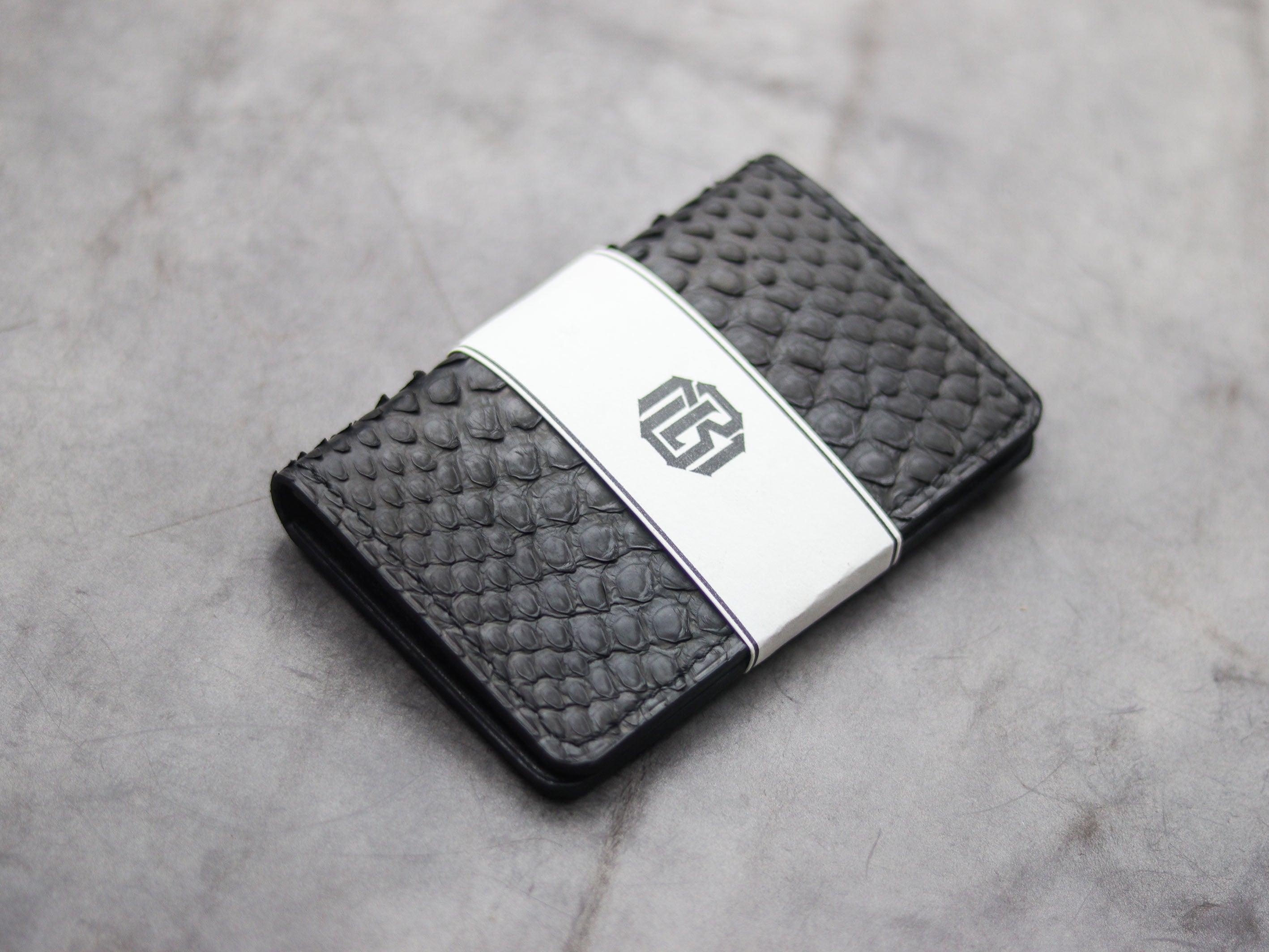 ARTEMUS - BIFOLD WALLET RAVEN BLACK PYTHON SKIN