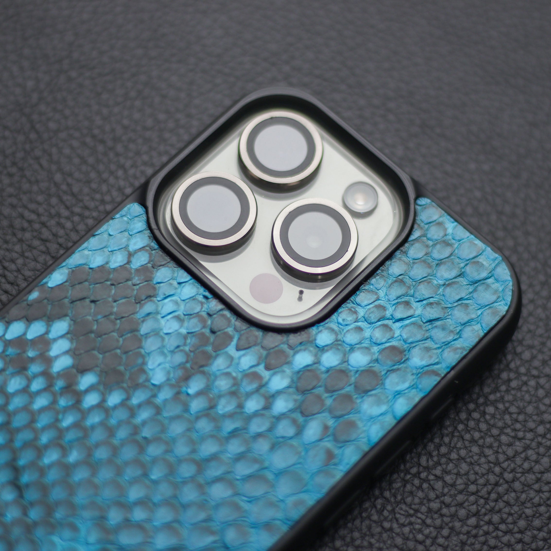 CERULEAN BUE PYTHON SKIN PHONE CASE