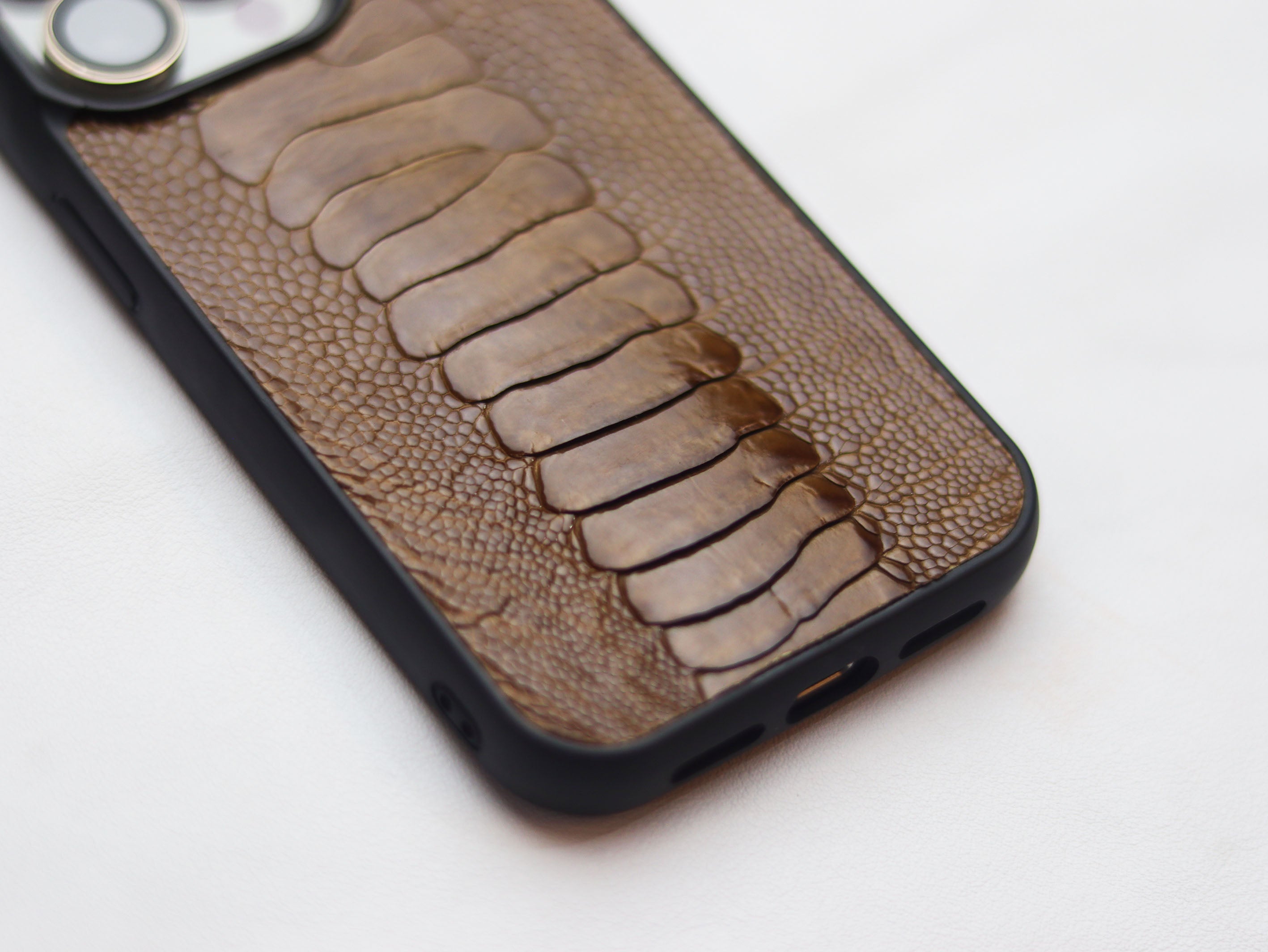 CINNAMON BROWN OSTRICH LEG SKIN PHONE CASE