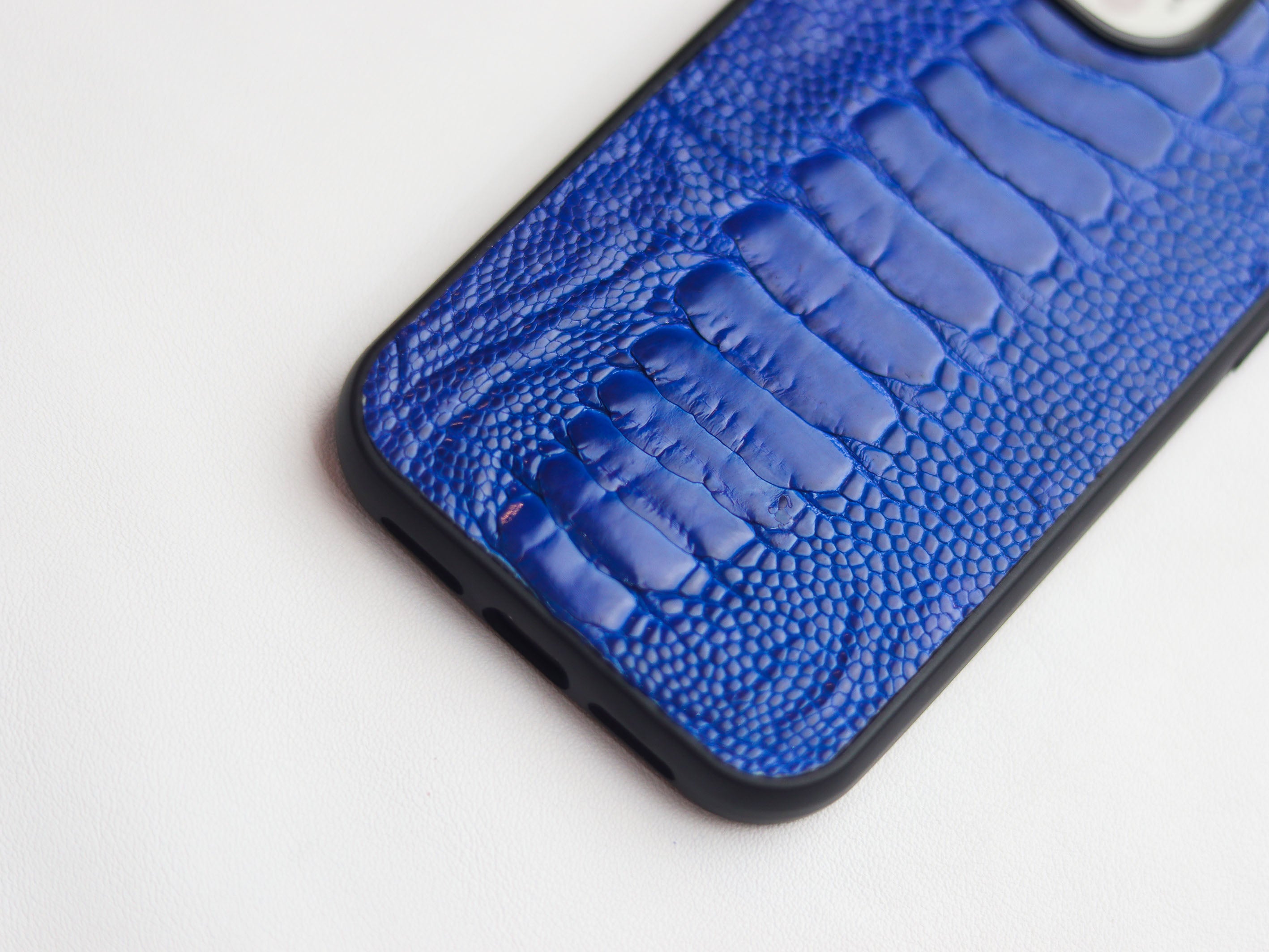 COBALT BLUE OSTRICH LEG SKIN PHONE CASE