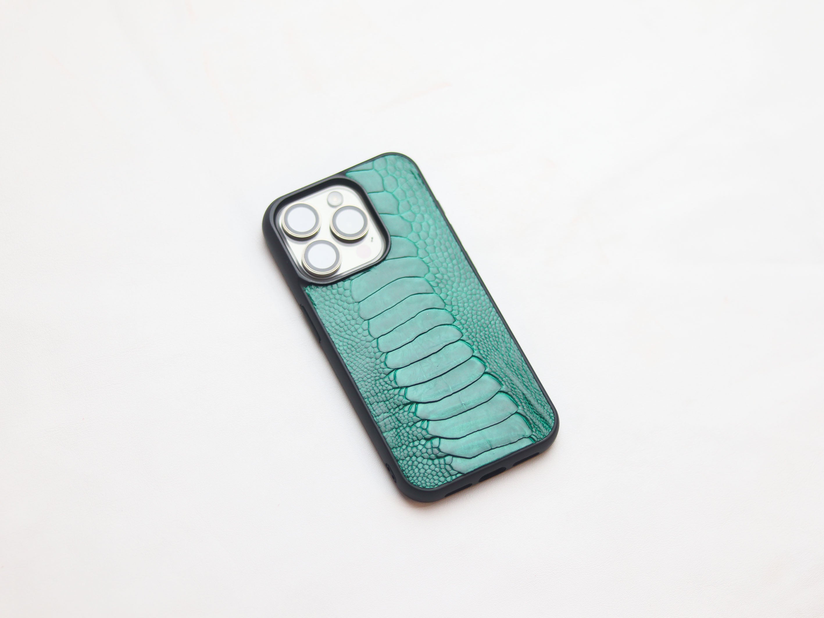 EMERALD GREEN OSTRICH LEG SKIN PHONE CASE