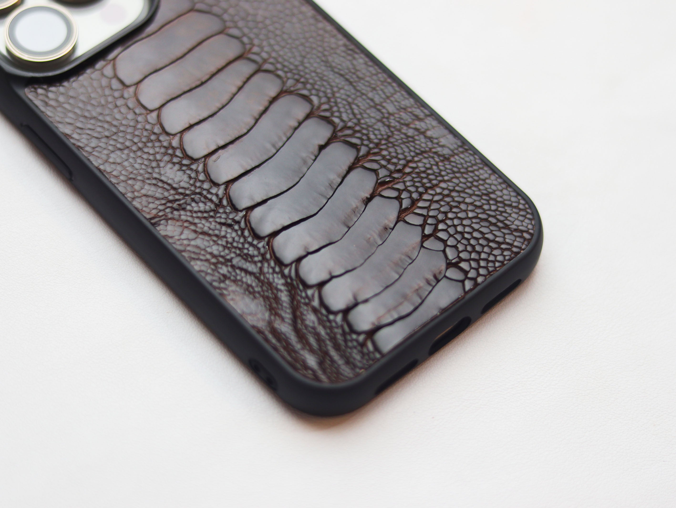 PECAN BROWN OSTRICH LEG SKIN PHONE CASE