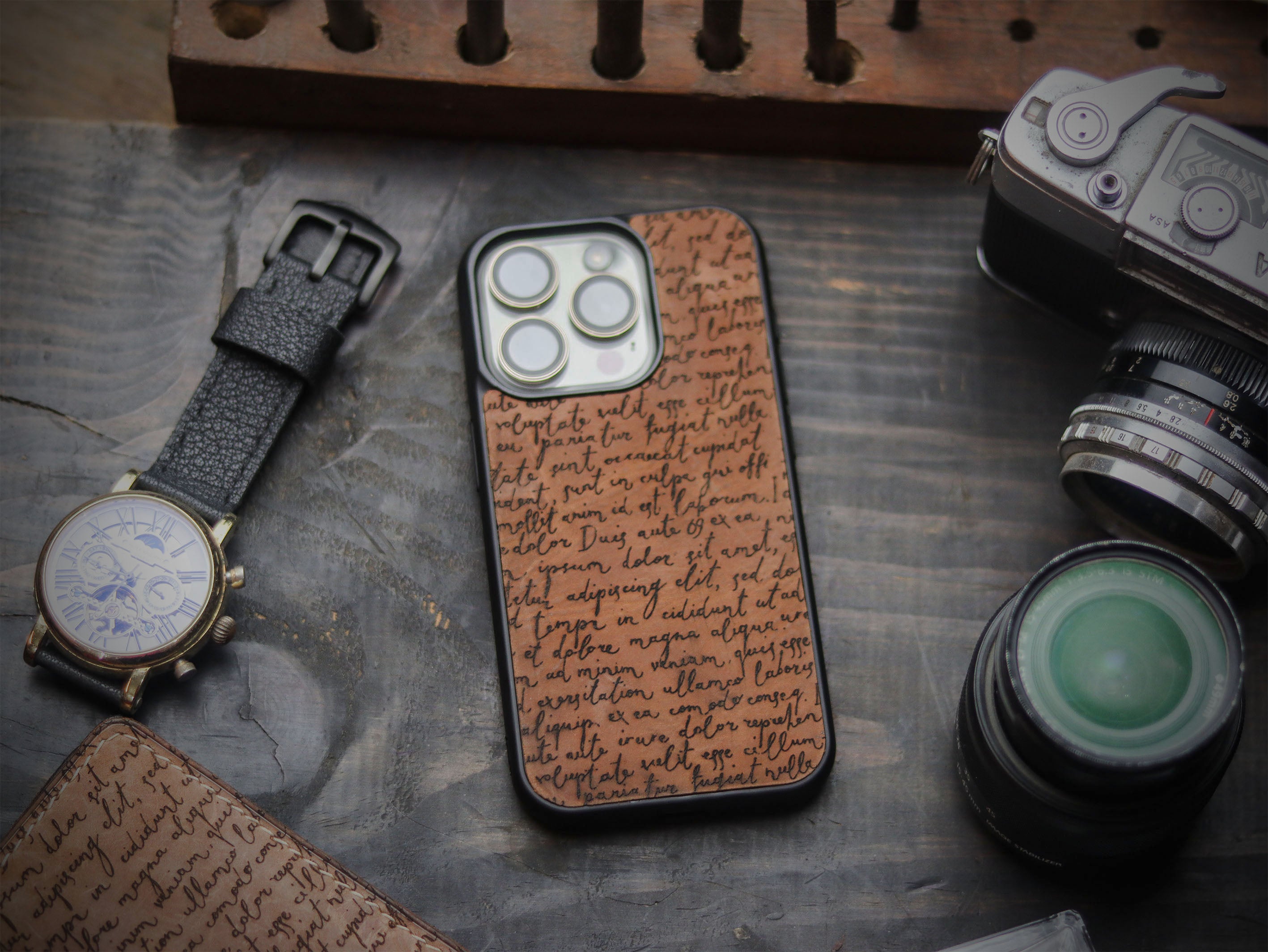 E3 ENGRAVED PHONE CASE - RUSTY BROWN