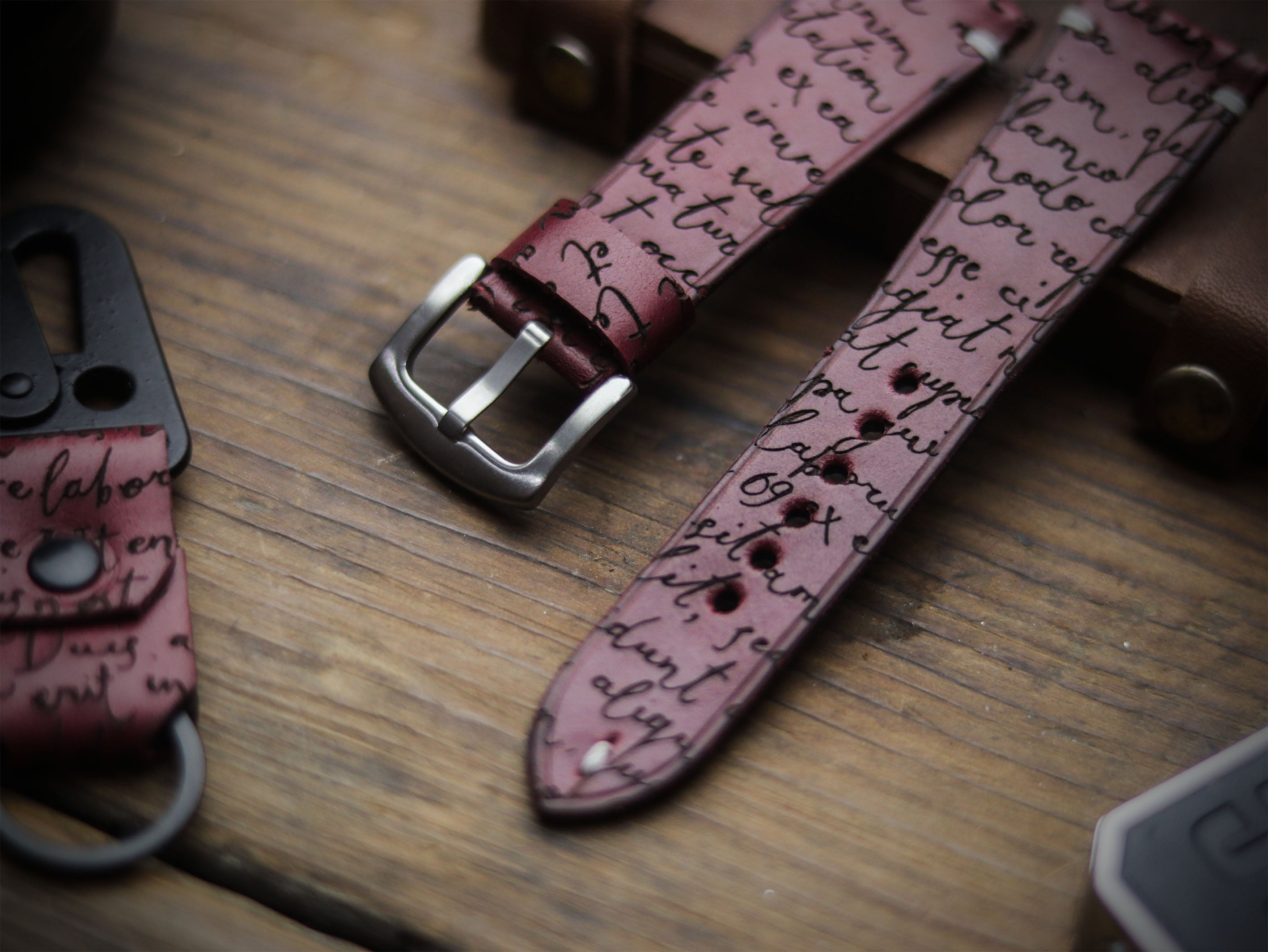 E3 ENGRAVED HAND-CRAFTED QUICK PINS STRAPS - CARMINE BURGUNDY