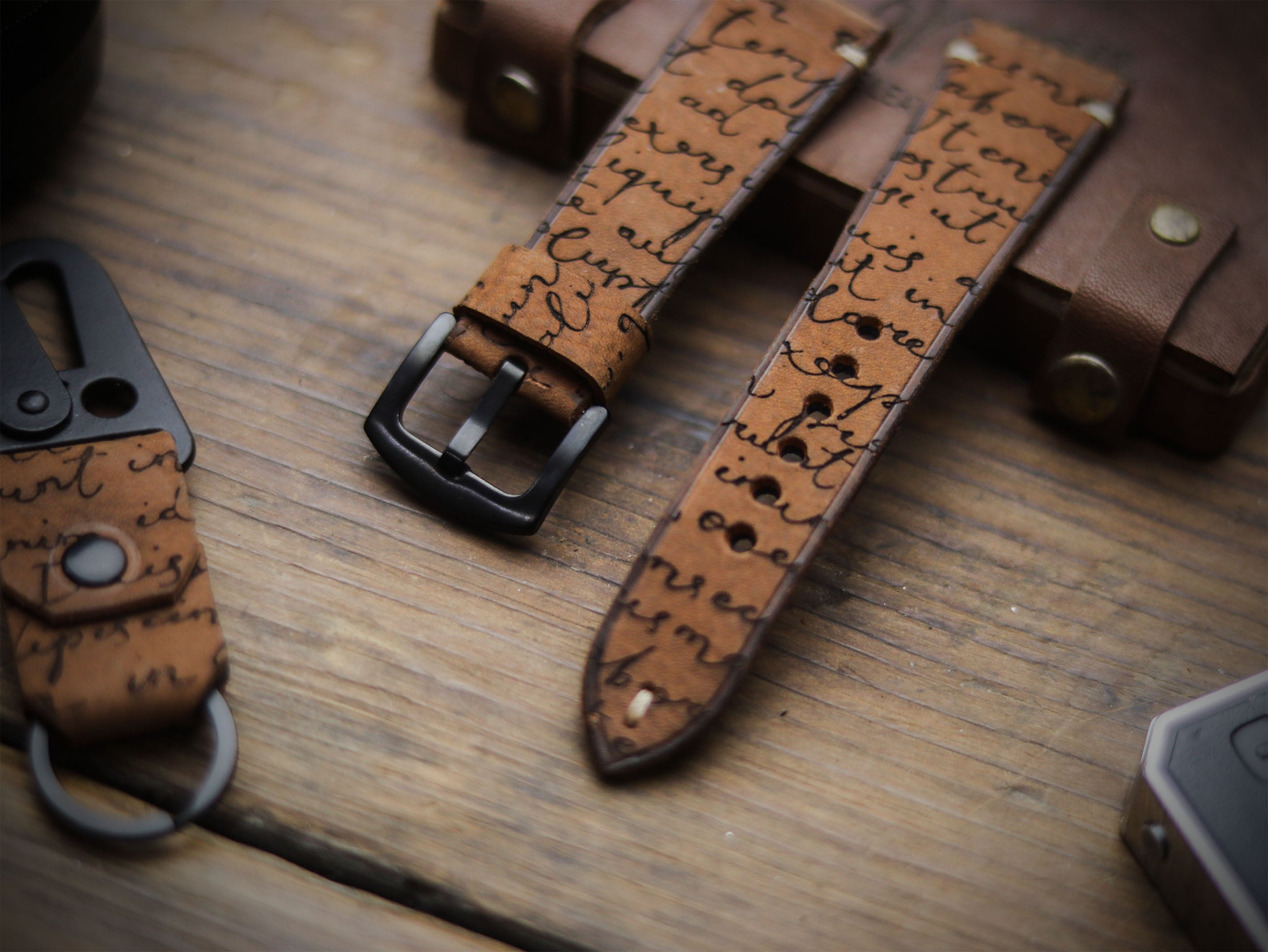 E3 ENGRAVED HAND-CRAFTED QUICK PINS STRAPS - RUSTY BROWN