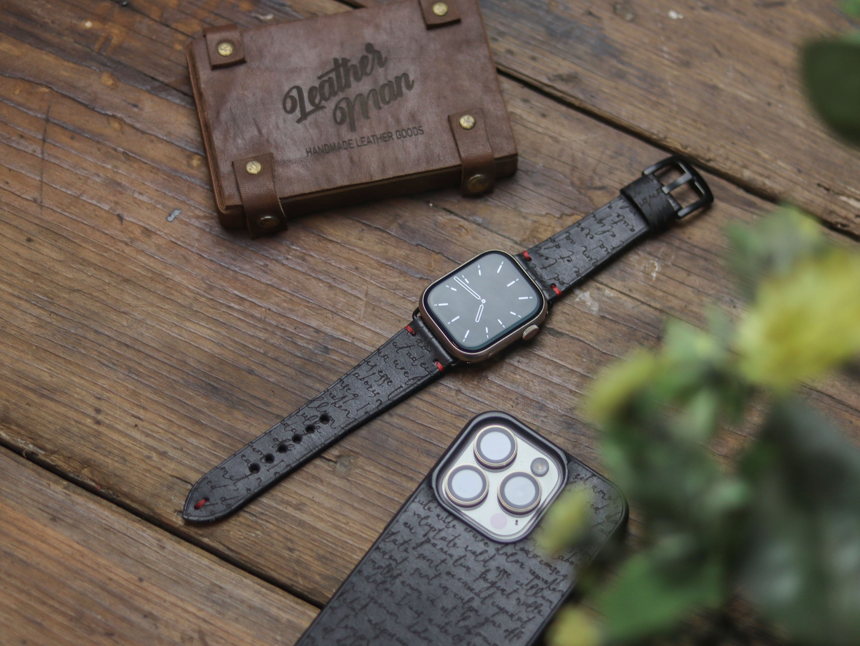 E3 ENGRAVED HAND-CRAFTED APPLE STRAPS - PHANTOM BLACK