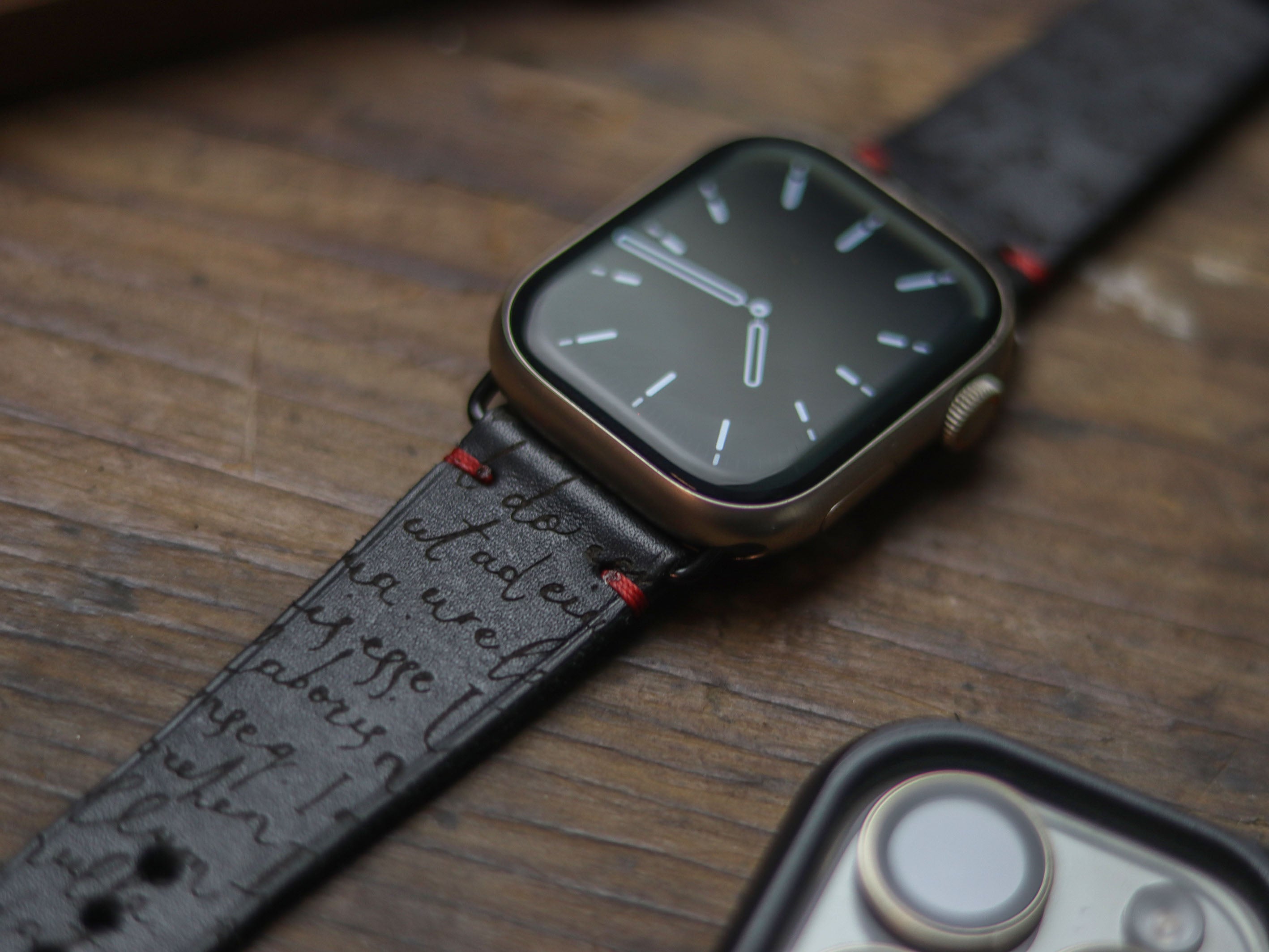 E3 ENGRAVED HAND-CRAFTED APPLE STRAPS - PHANTOM BLACK