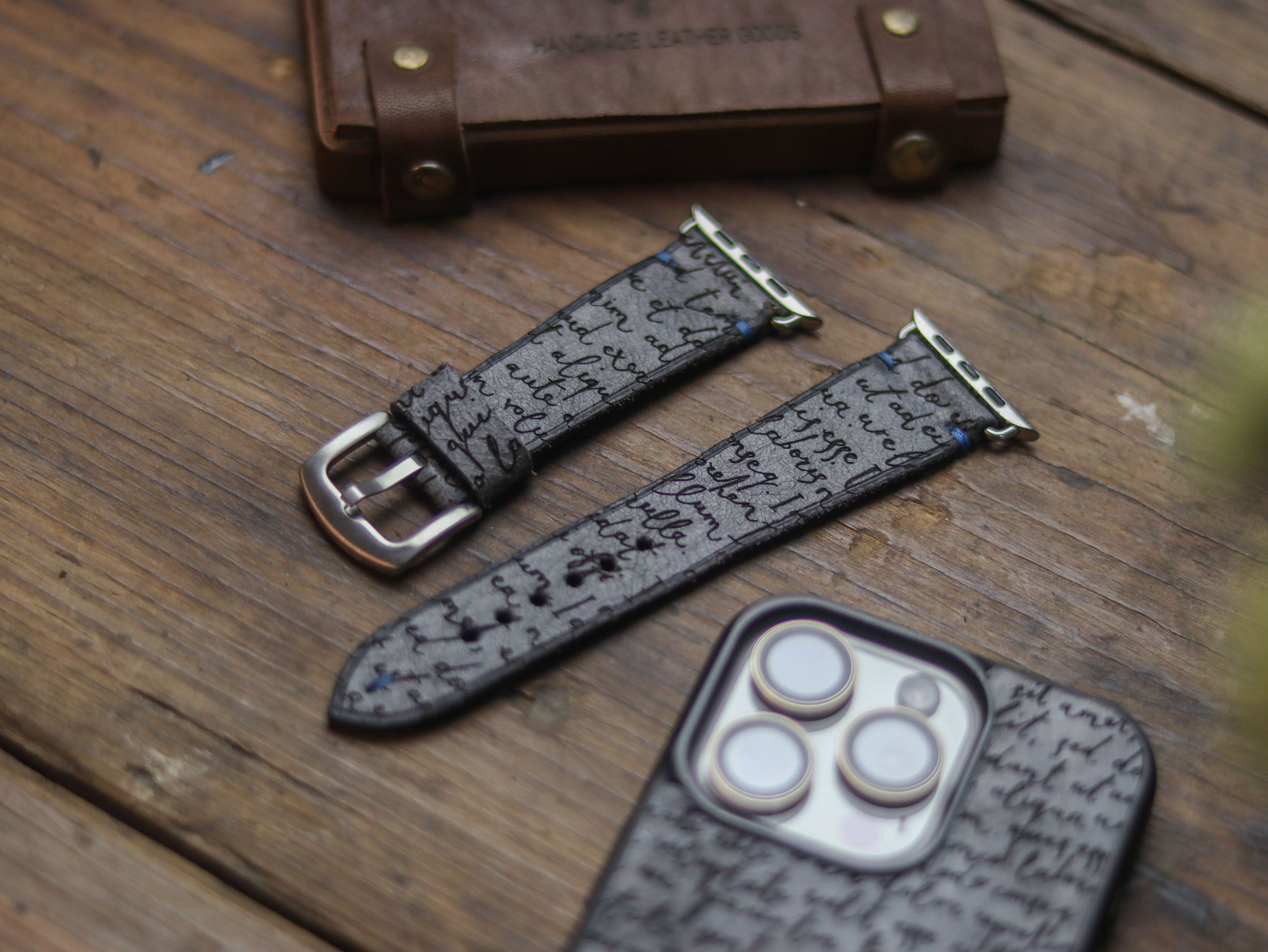 E3 ENGRAVED HAND-CRAFTED APPLE STRAPS - STONE BLUE