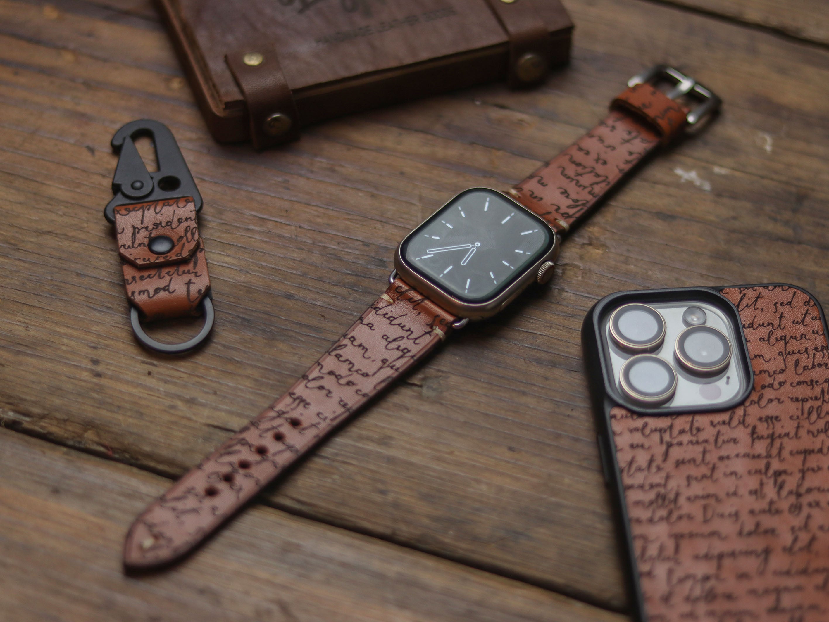 E3 ENGRAVED HAND-CRAFTED APPLE STRAPS - TAN BROWN