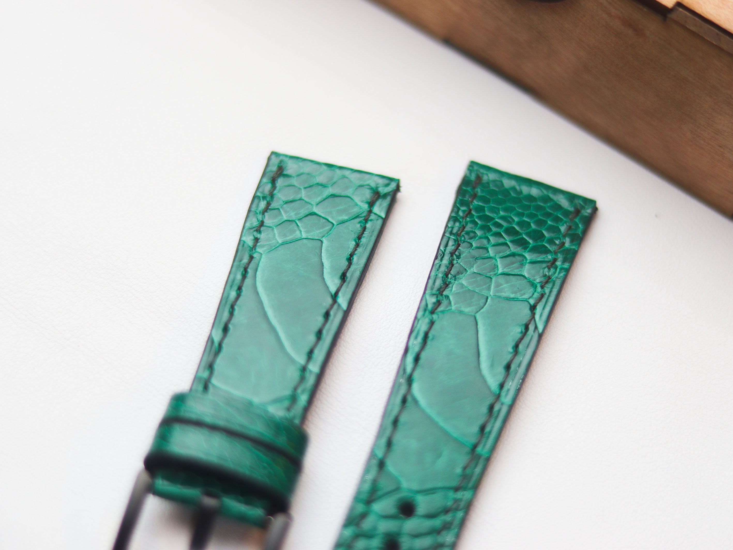 OSTRICH LEG SKIN WATCH STRAPS - EMERALD GREEN