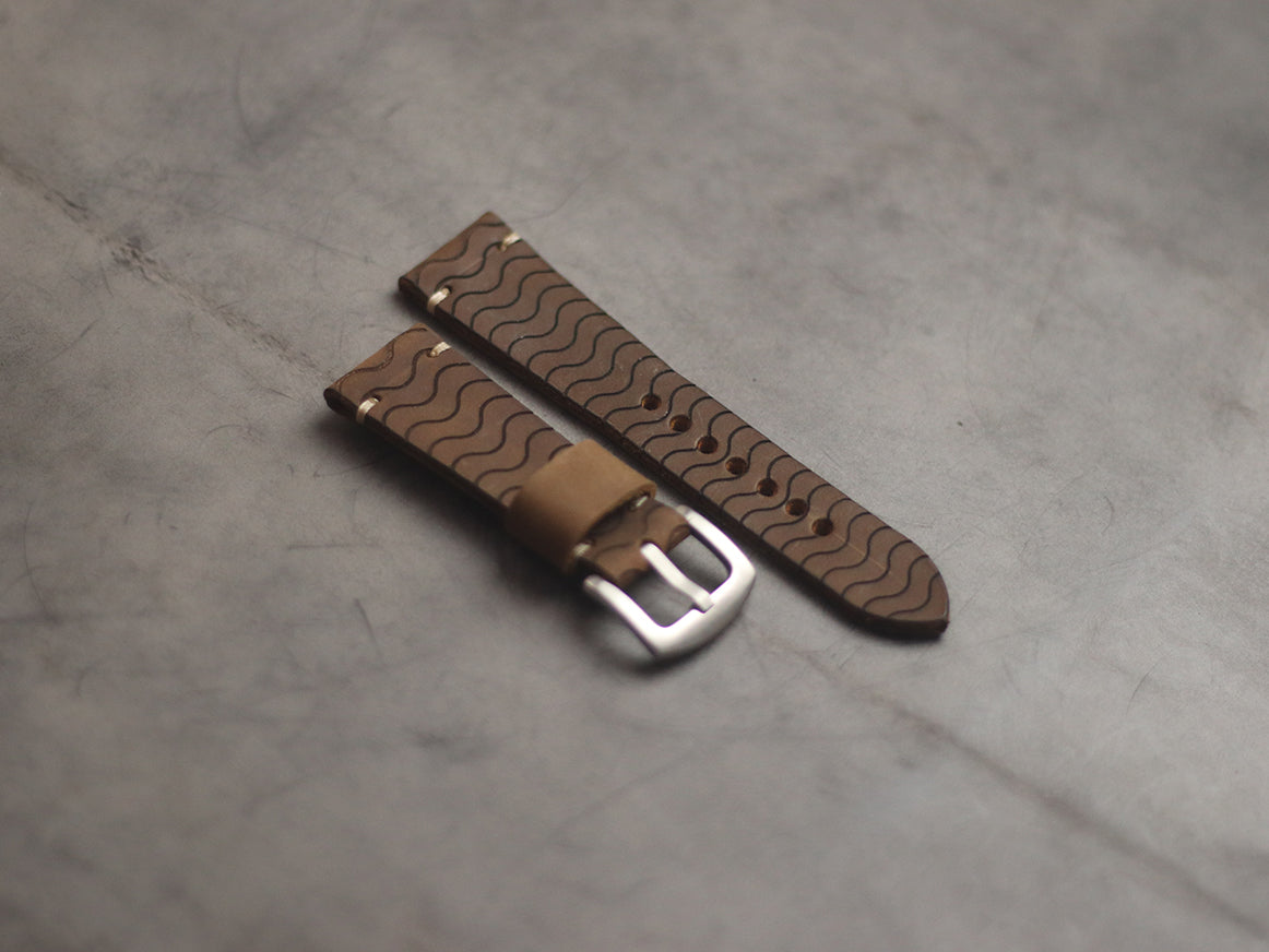 "E2" ENGRAVED STRAPS - RUSTY BROWN