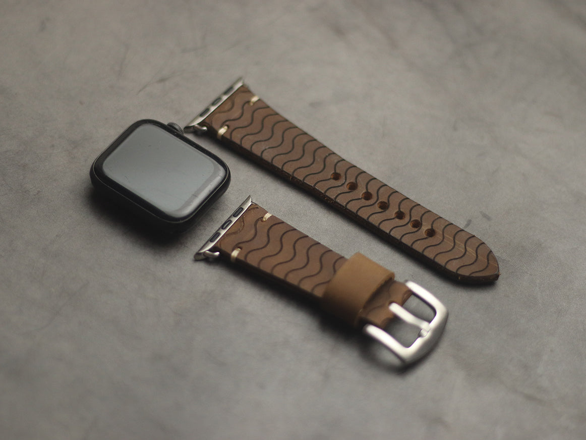 "E2" ENGRAVED STRAPS - RUSTY BROWN