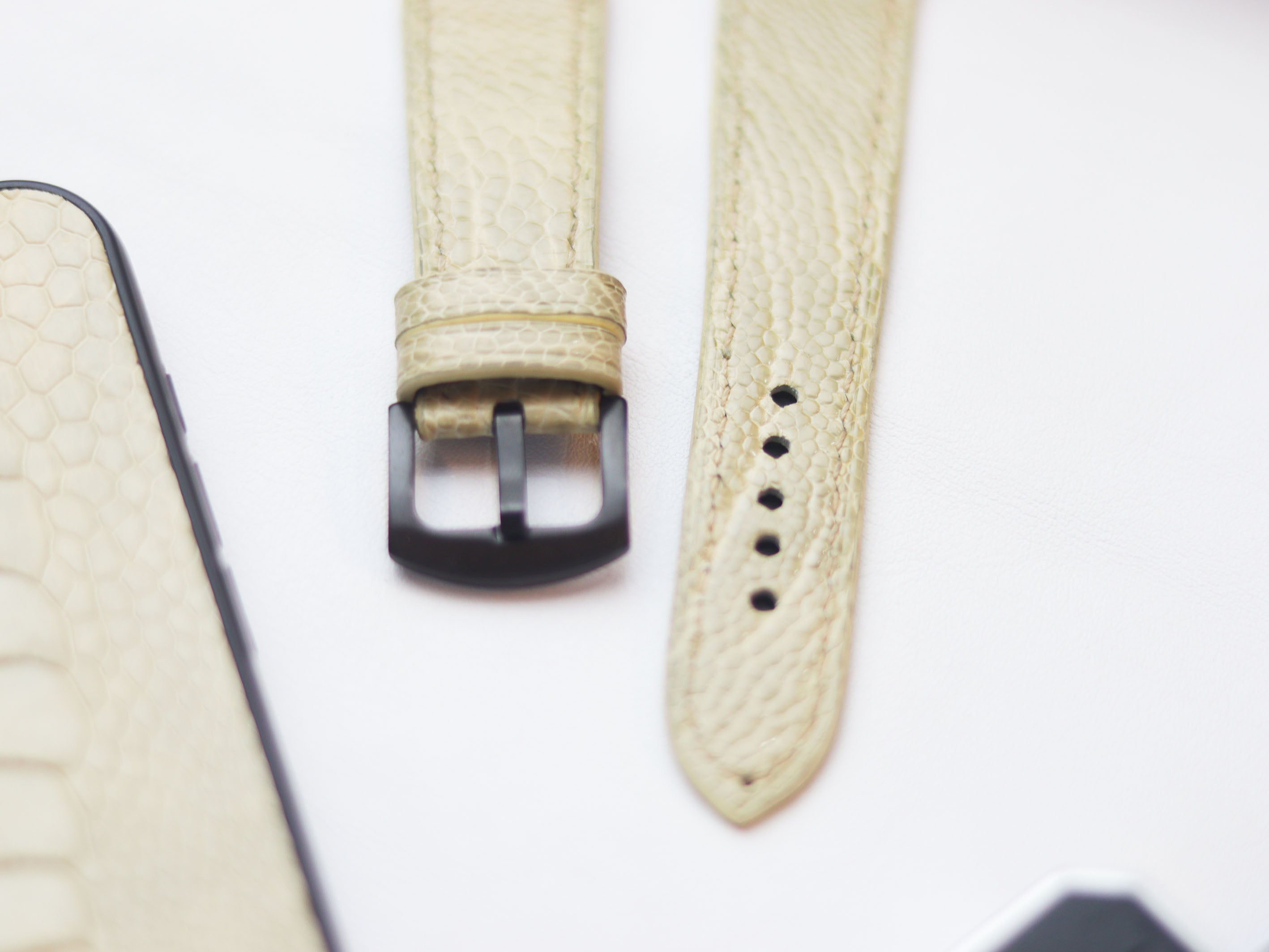 OSTRICH LEG SKIN WATCH STRAPS - PARCHMENT BIEGE (KNEE SIDE)