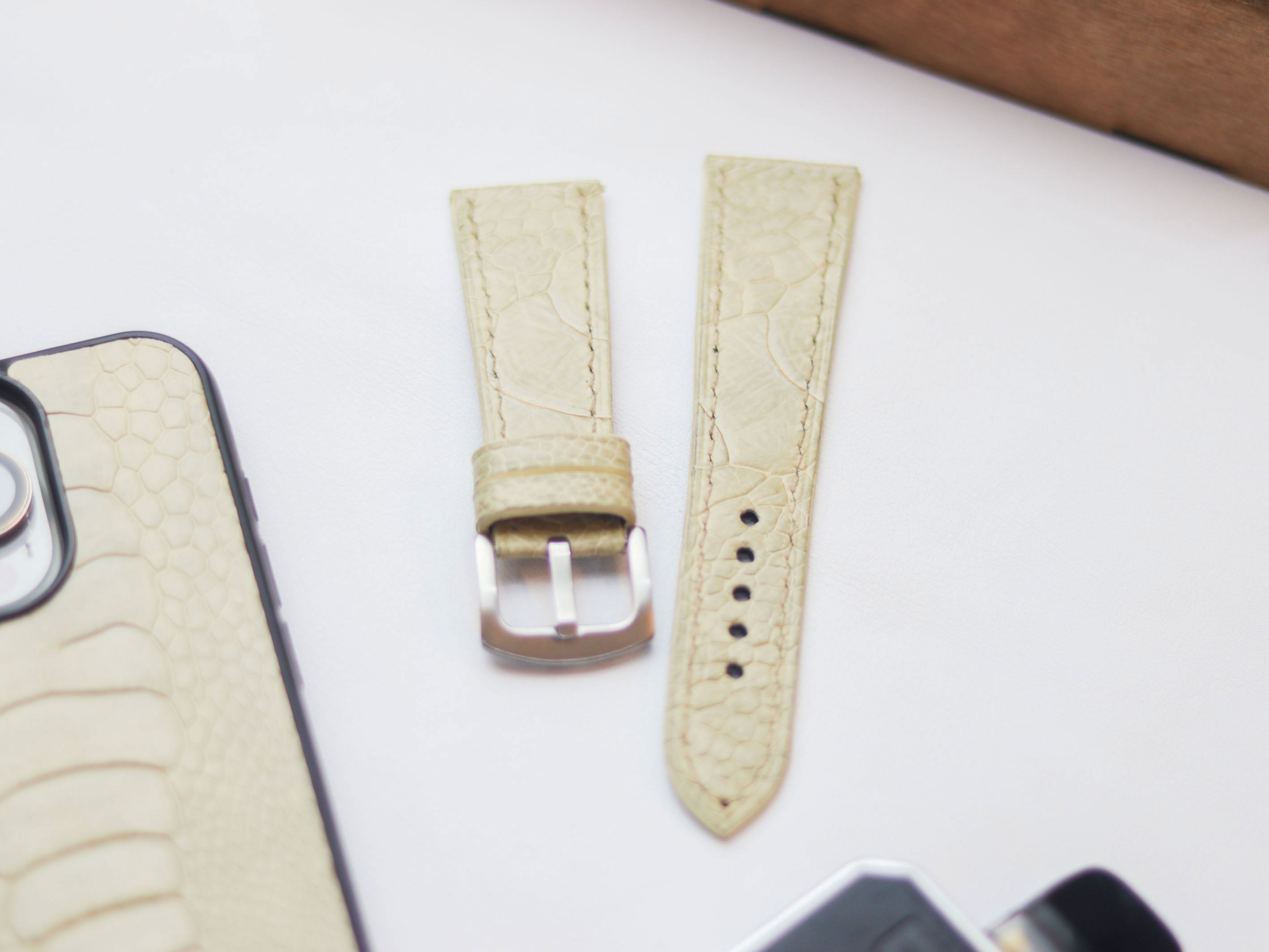 OSTRICH LEG SKIN WATCH STRAPS - PARCHMENT BIEGE