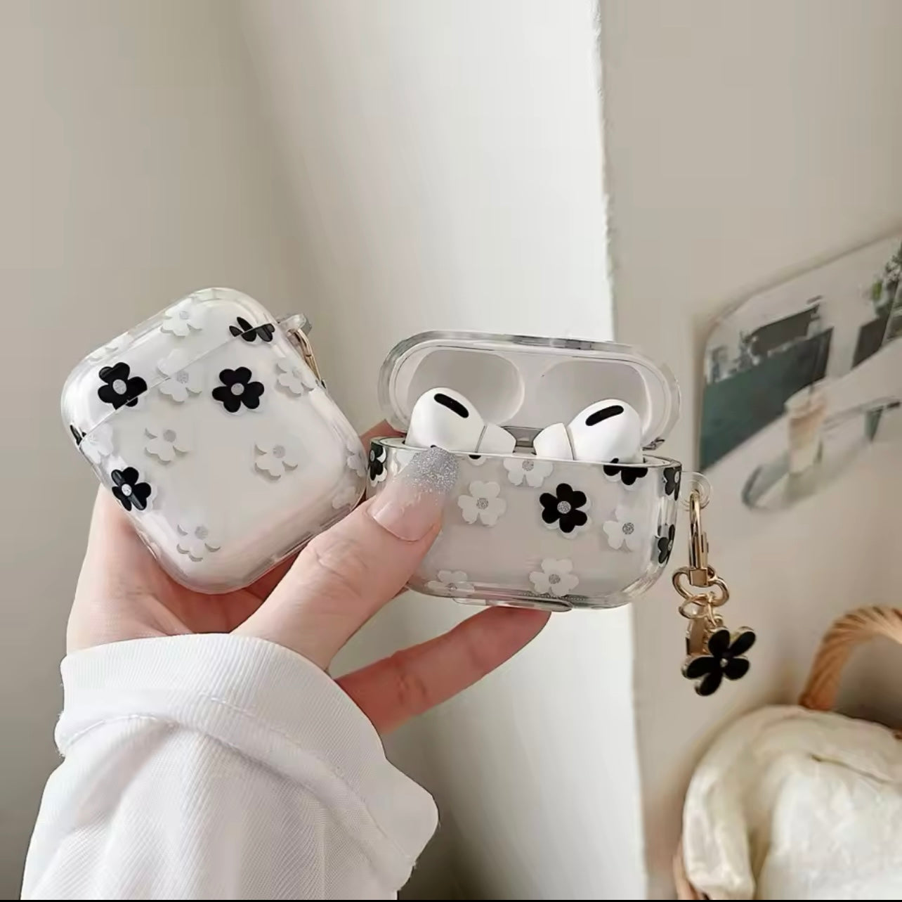 Black and White Airpods Case with Keychain grip