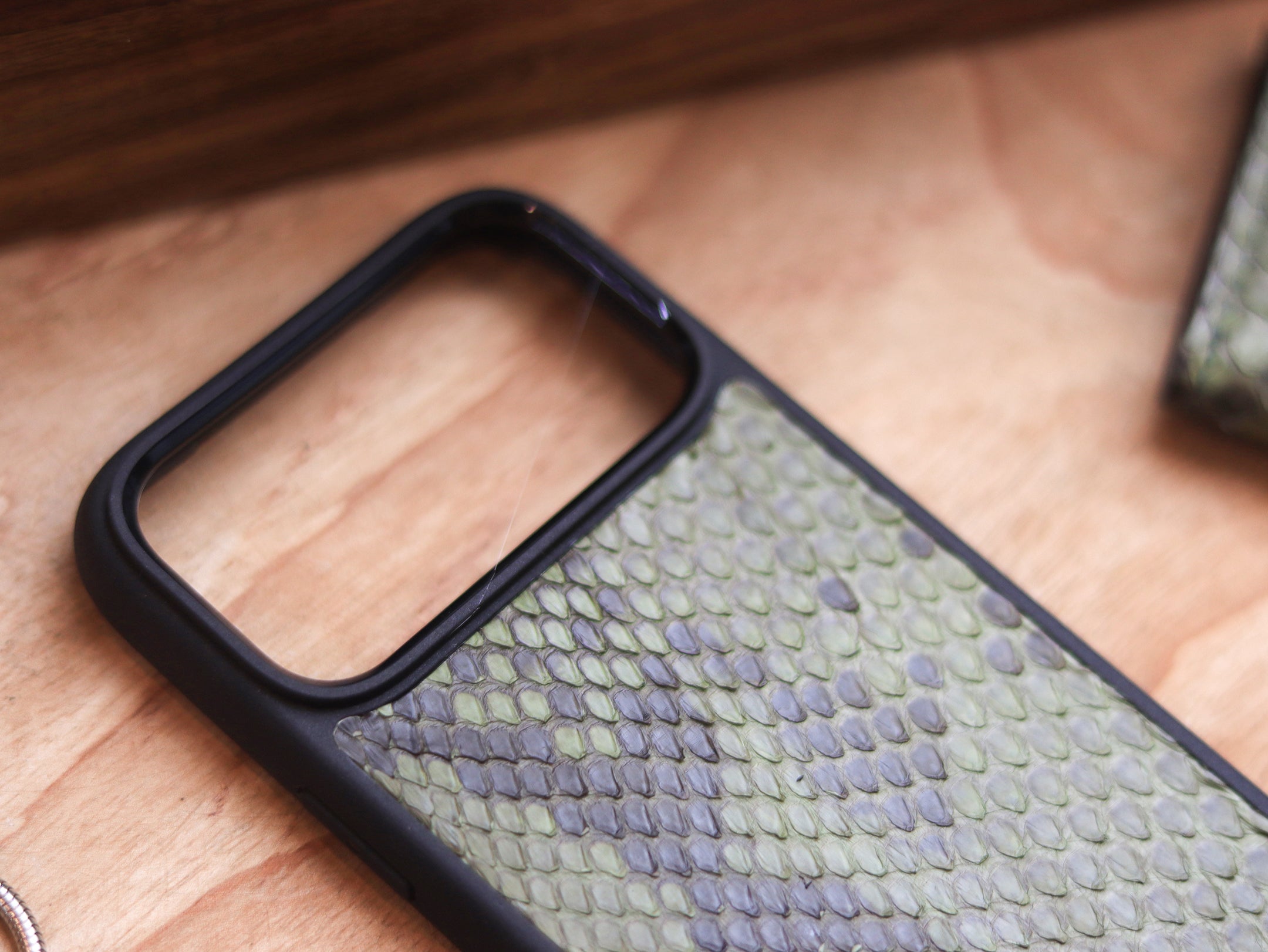 JUNIPER GREEN PYTHON SKIN MAGSAFE CASE