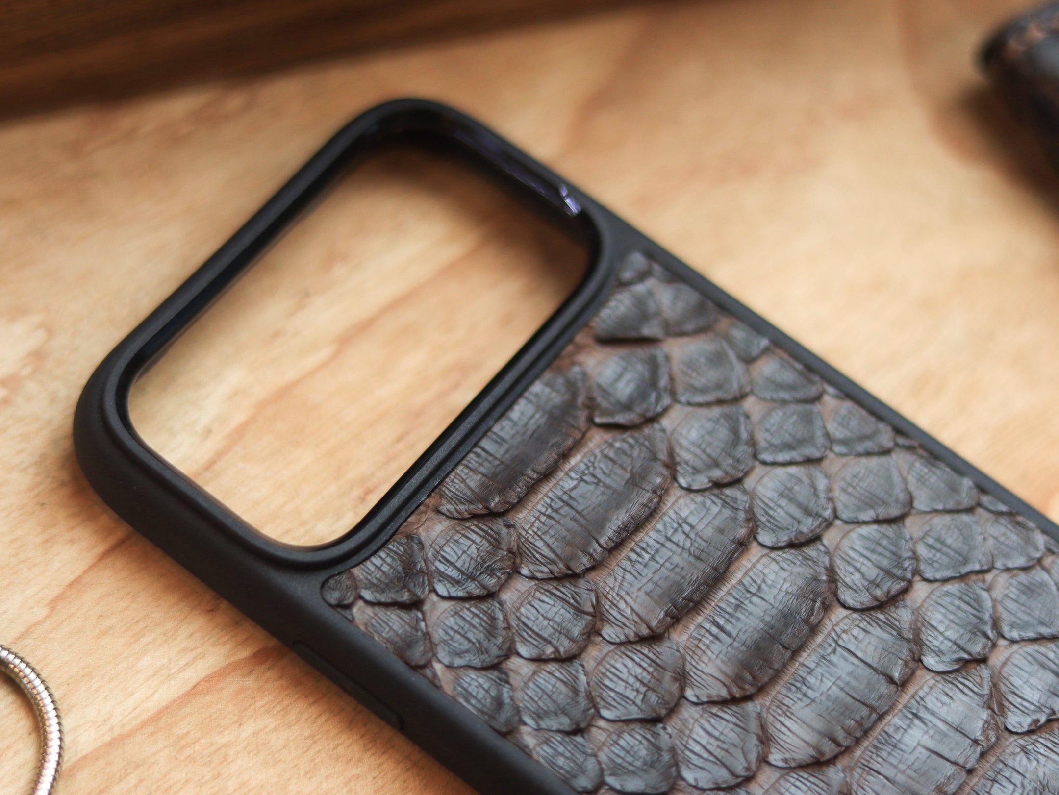 PECAN BROWN PYTHON SKIN MAGSAFE CASE