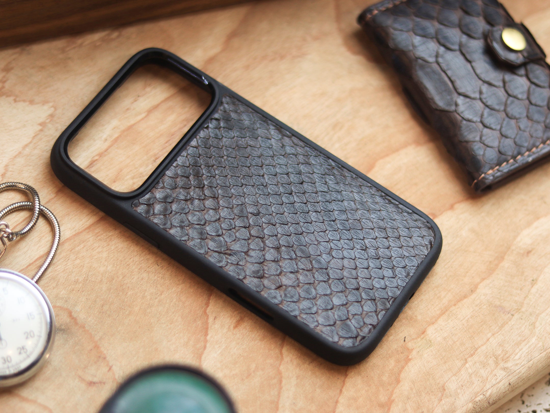 PECAN BROWN PYTHON SKIN MAGSAFE CASE