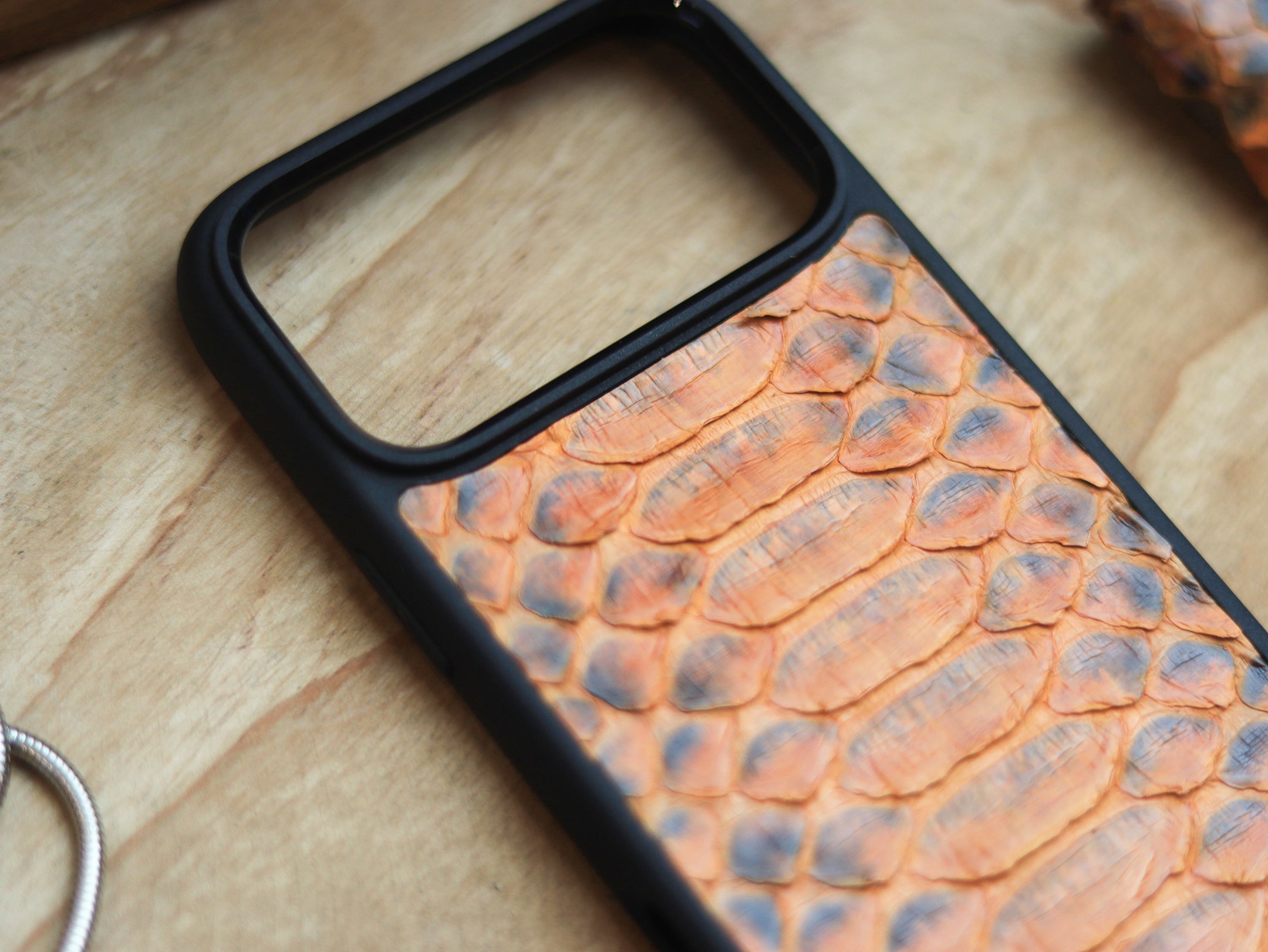COPPER BROWN PYTHON SKIN MAGSAFE CASE