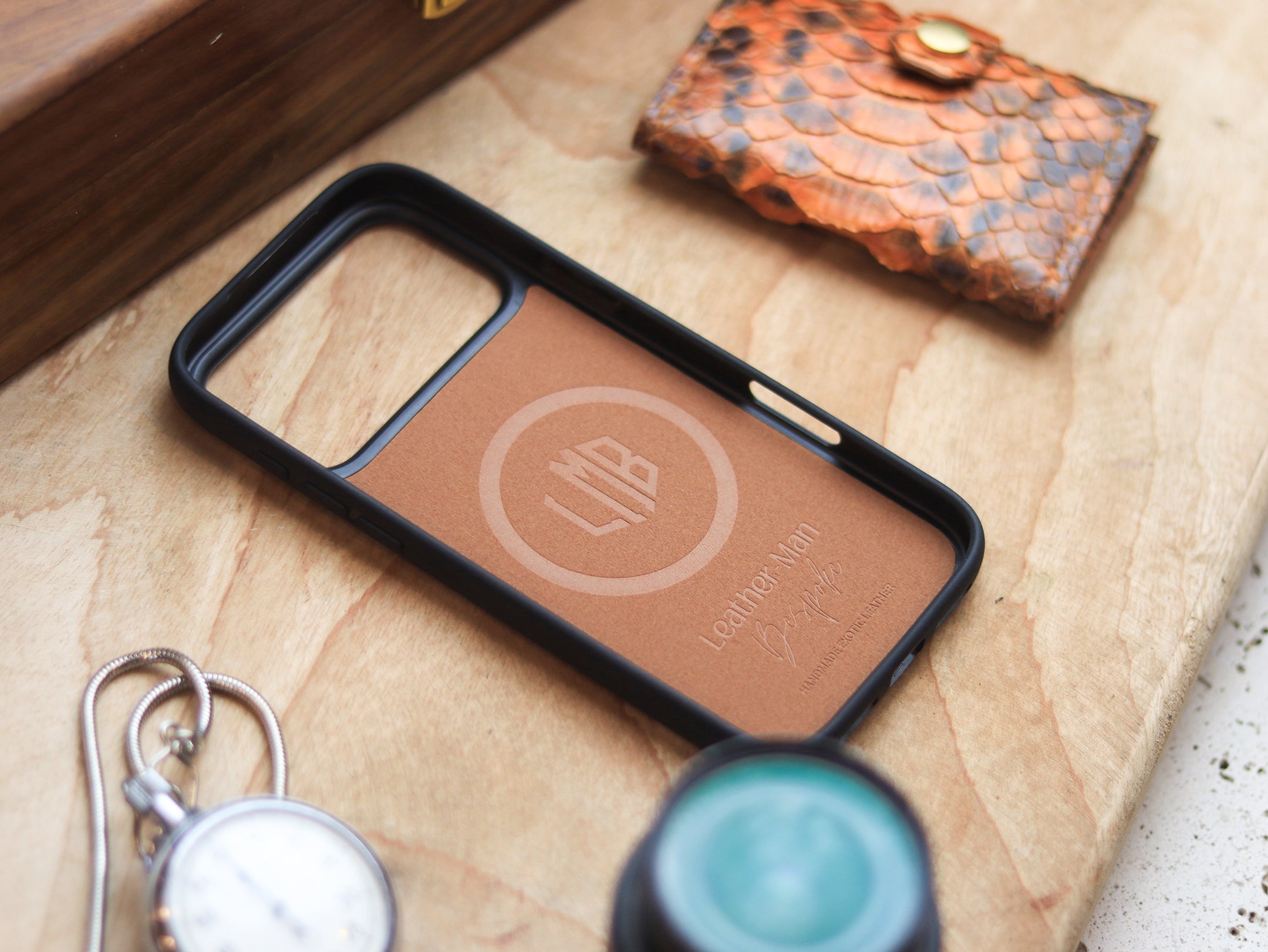 COPPER BROWN PYTHON SKIN MAGSAFE CASE