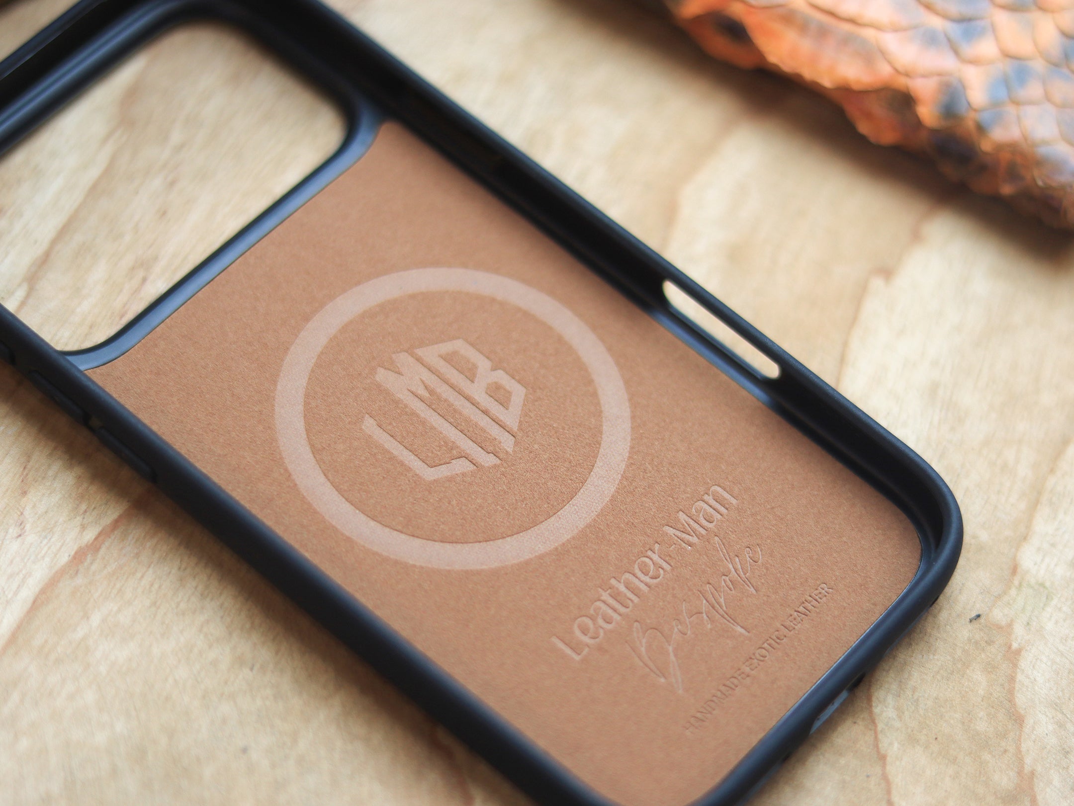 COPPER BROWN PYTHON SKIN MAGSAFE CASE