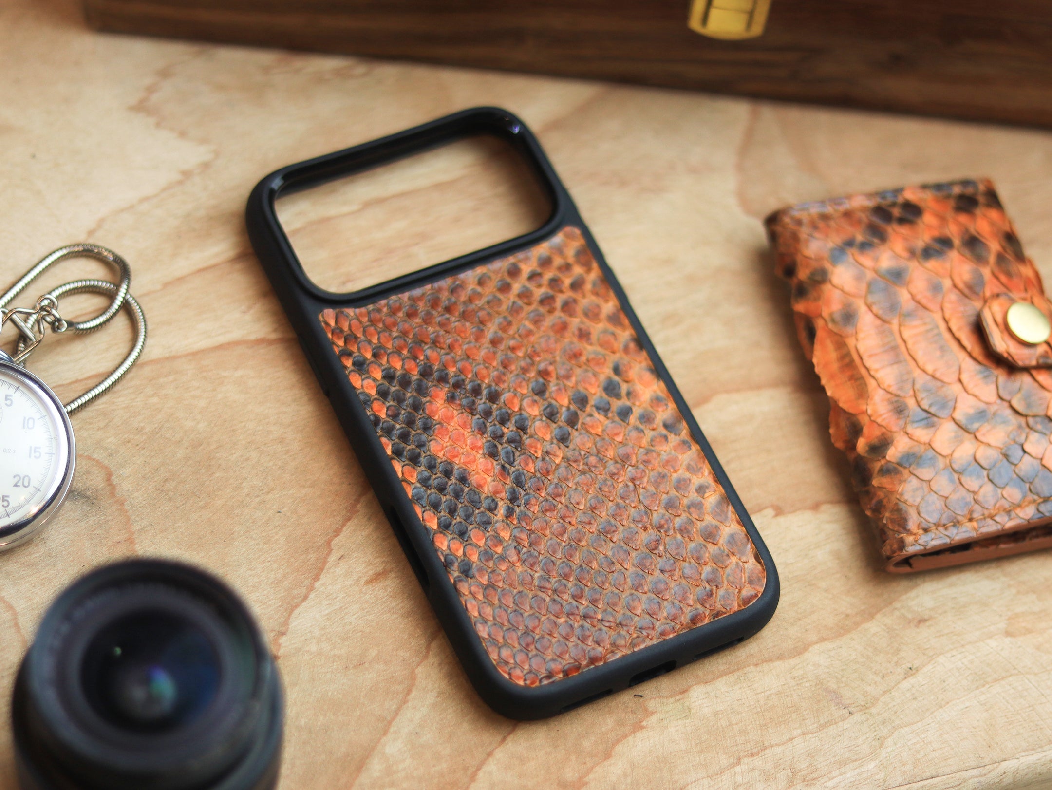 COPPER BROWN PYTHON SKIN MAGSAFE CASE