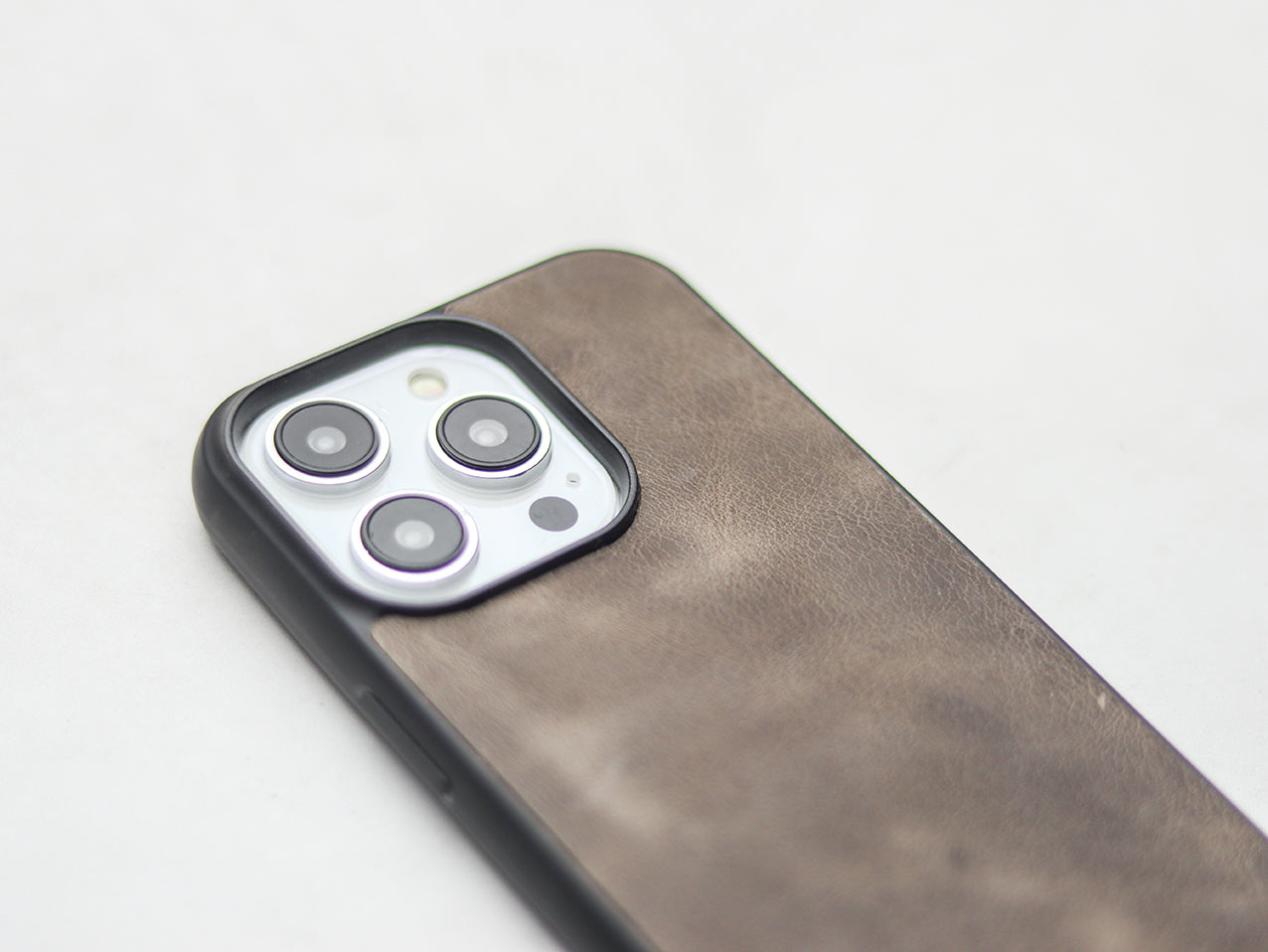 CHARCOAL GREY LEATHER CLASSIC PHONE CASE