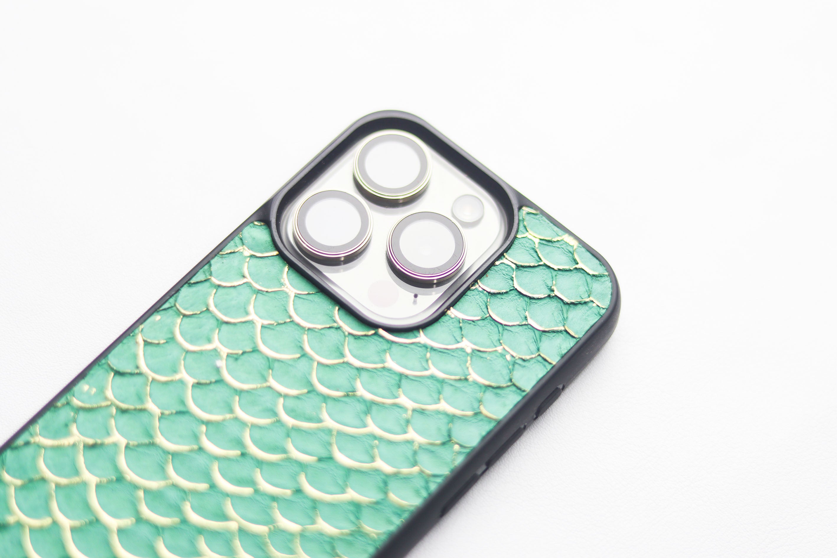 SEA FOAM GREEN TILAPIA FISH SKIN PHONE CASE