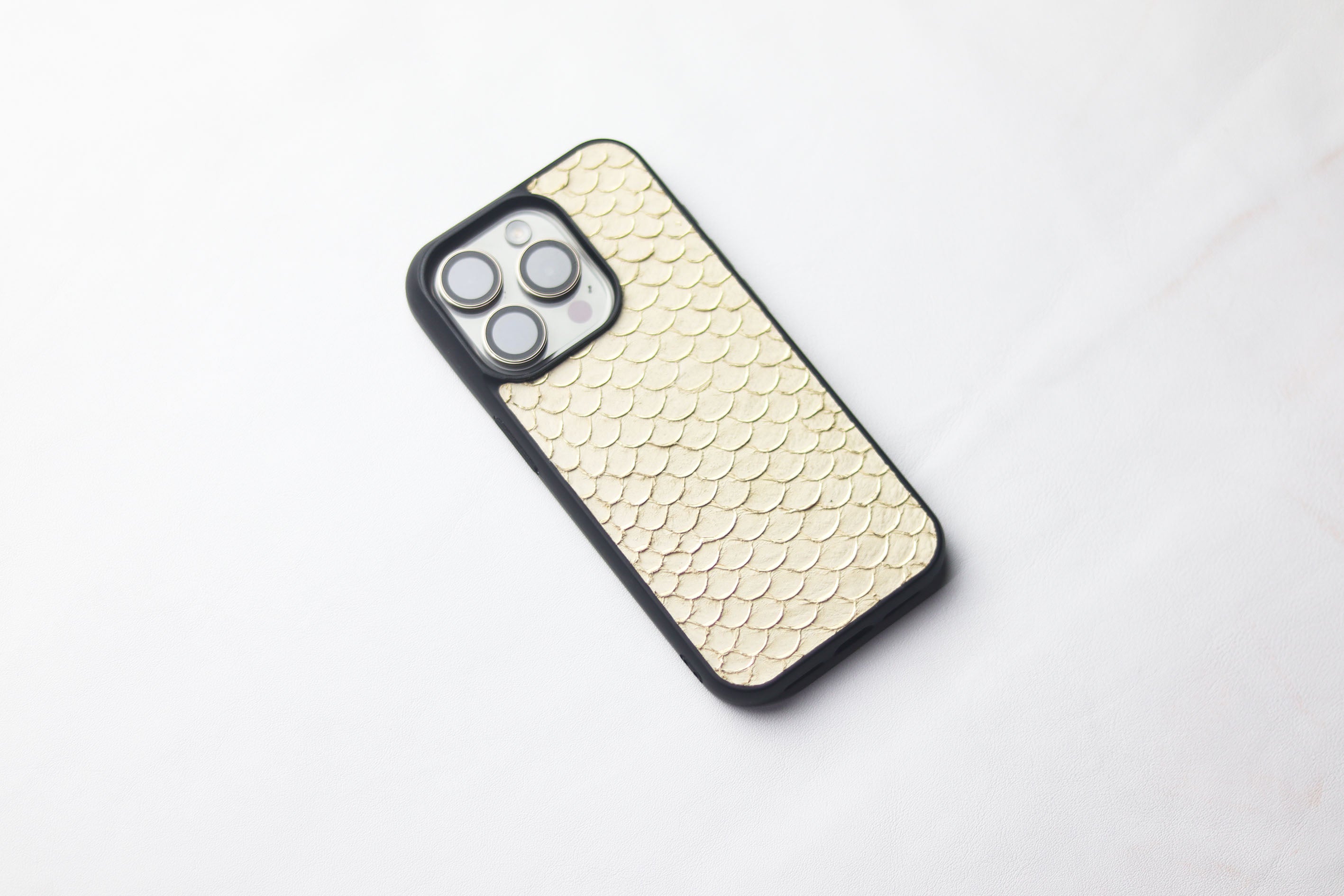 ALABASTER WHITE TILAPIA FISH SKIN PHONE CASE